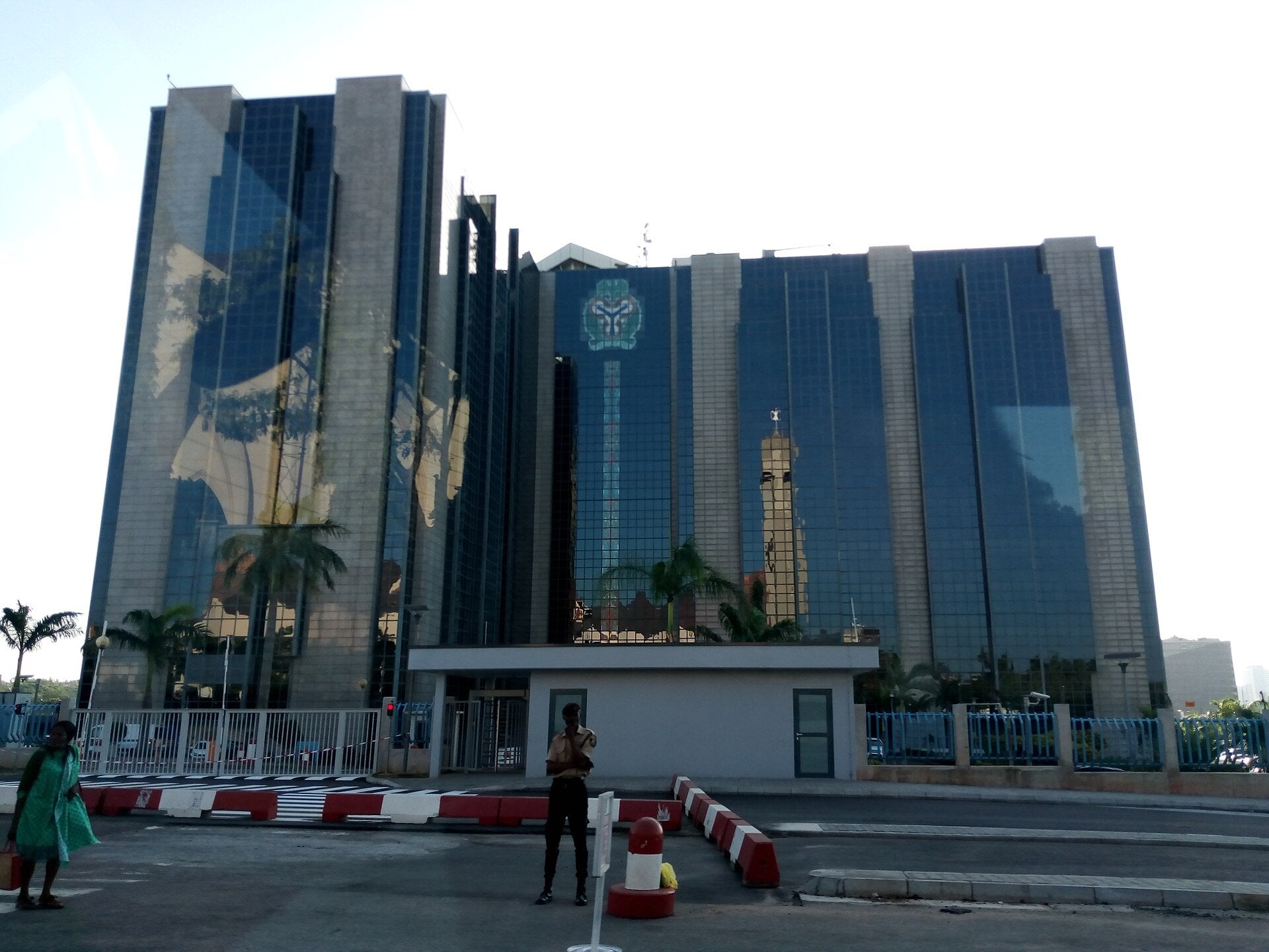 Nigeria inflation drops - Central Bank of Nigeria headquarters in Abuja