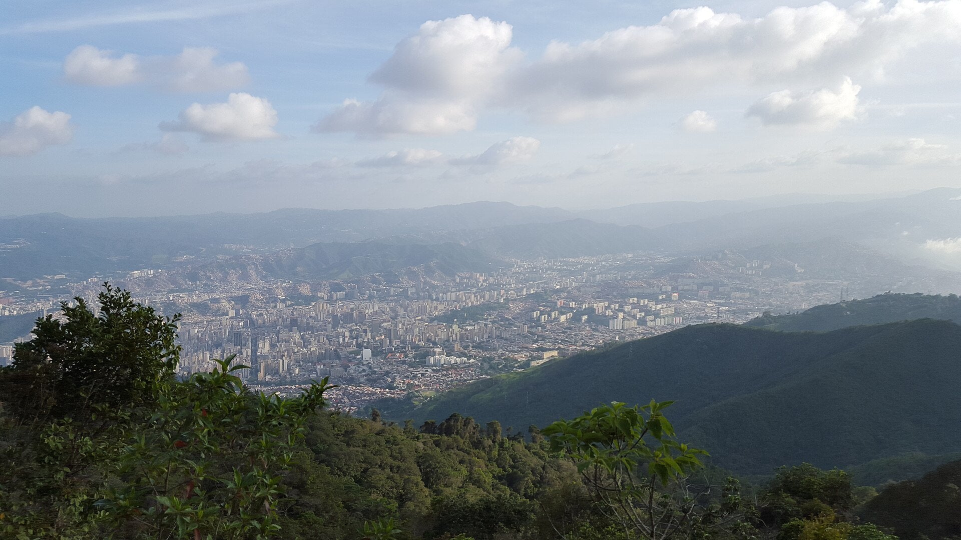 National Airlines - Caracas seen from the Ávila mountain