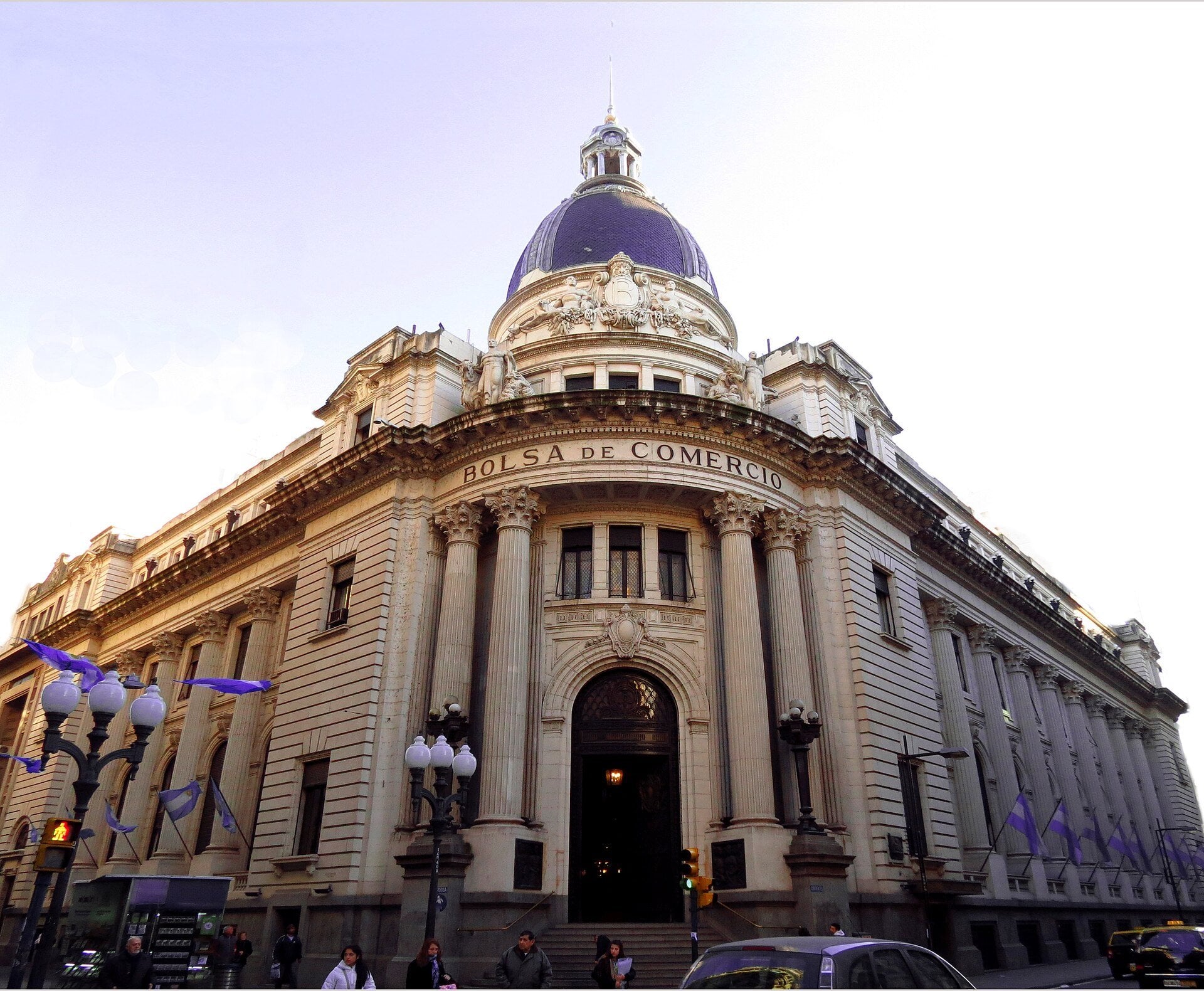 Argentina country risk - the Bolsa de Comercio in Rosario