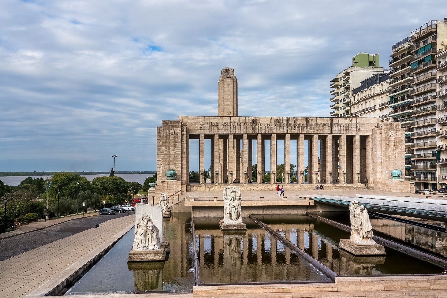Rosario - the National Flag Memorial beside the Parana river