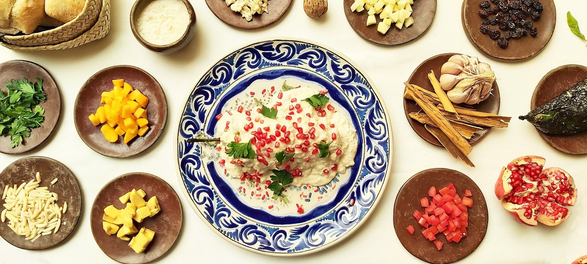 Where to Eat Chile en Nogada in Querétaro This 2026 Season