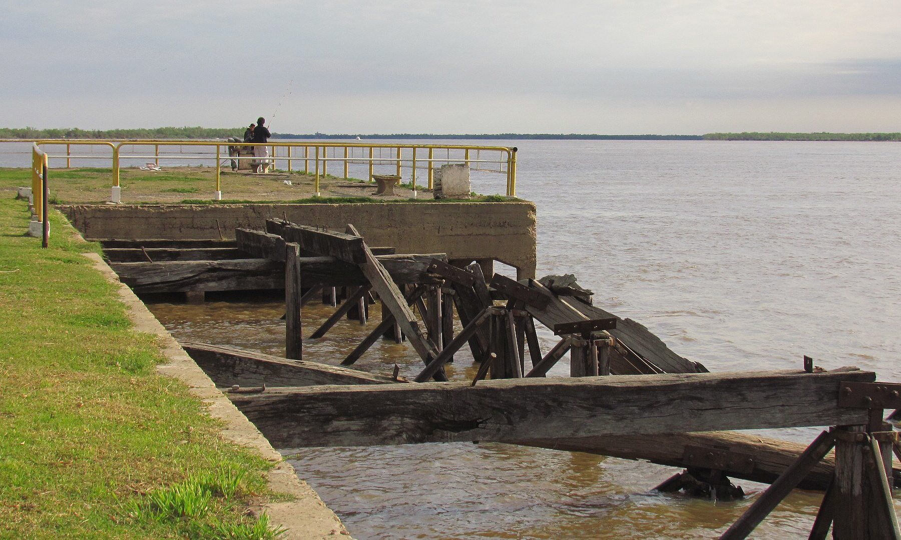 Argentina flood risk - the Parana river at Entre Rios