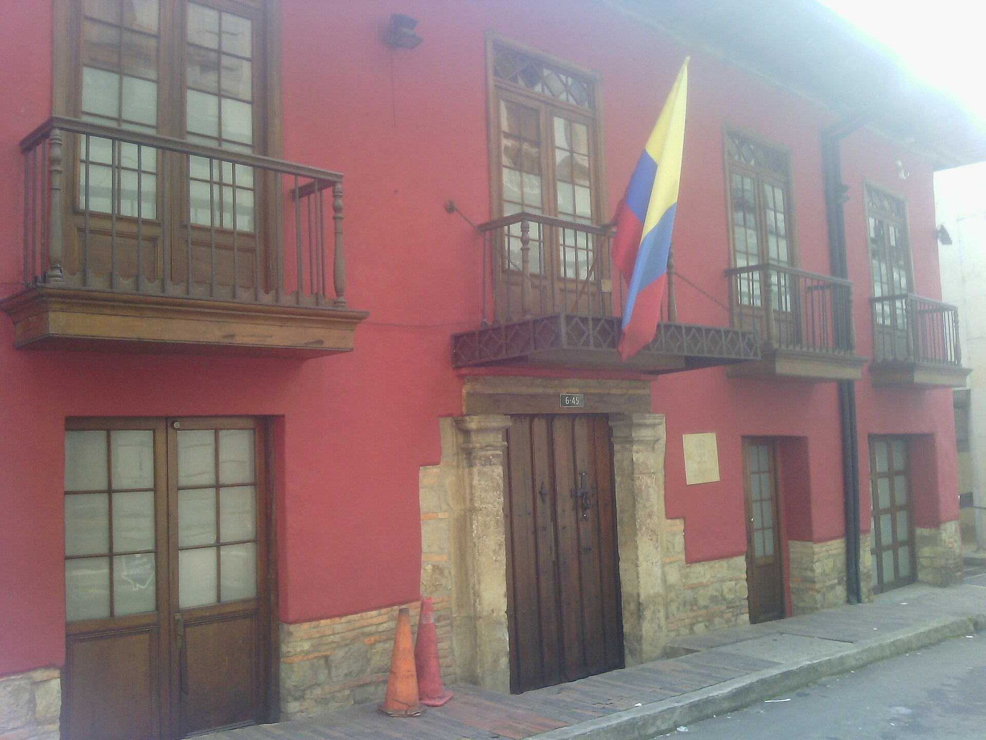 restorative sentences - a historic building in central Bogotá