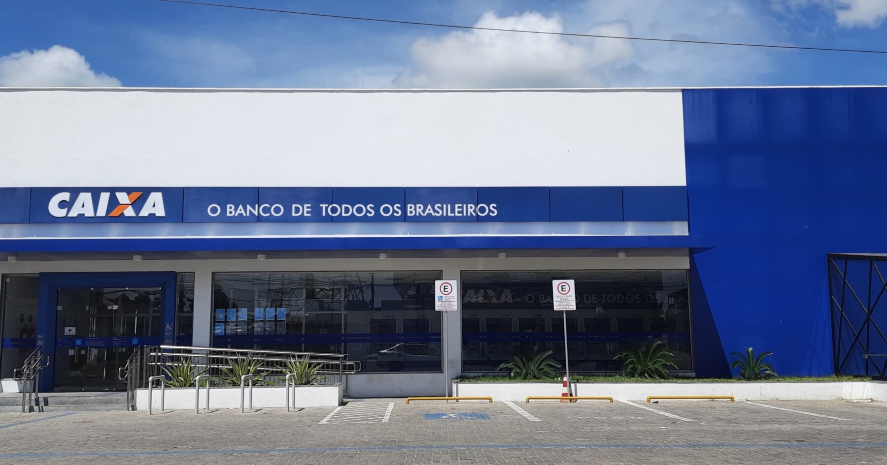 Caixa Seguridade Q2 2026 profit chart and dividend announcement