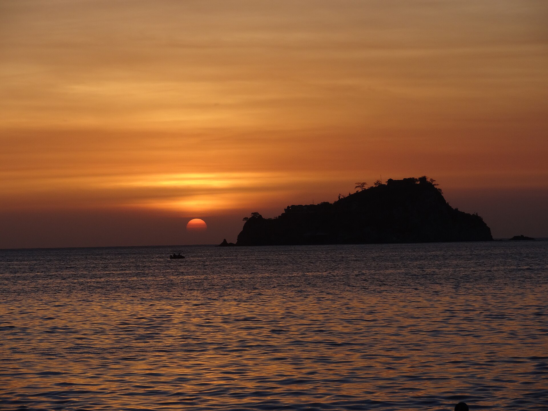 Santa Marta, Colombia &mdash; the Caribbean resort city where the housing minister spent three days during the earthquake emergency