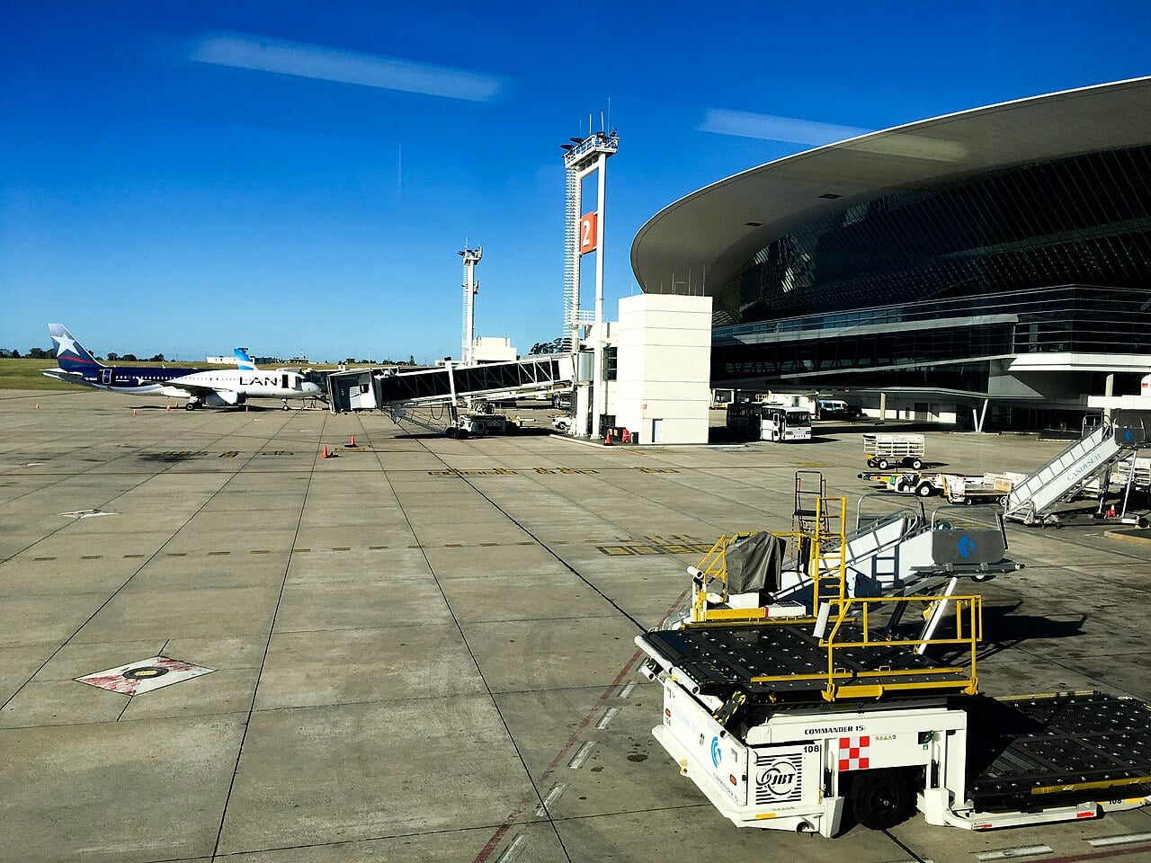 The apron and sweeping terminal roof of Carrasco International Airport in Montevideo