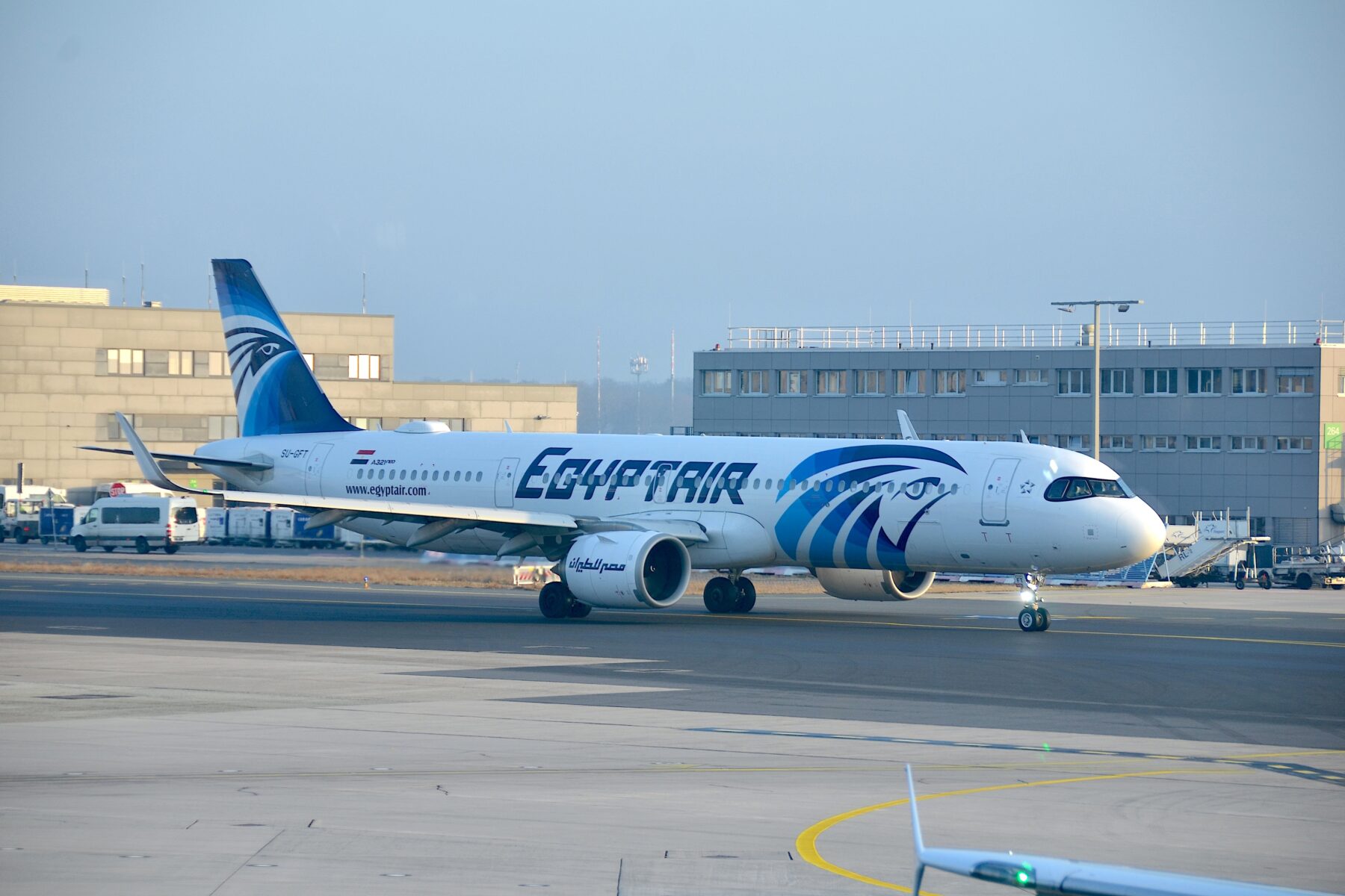 717130_egyptair