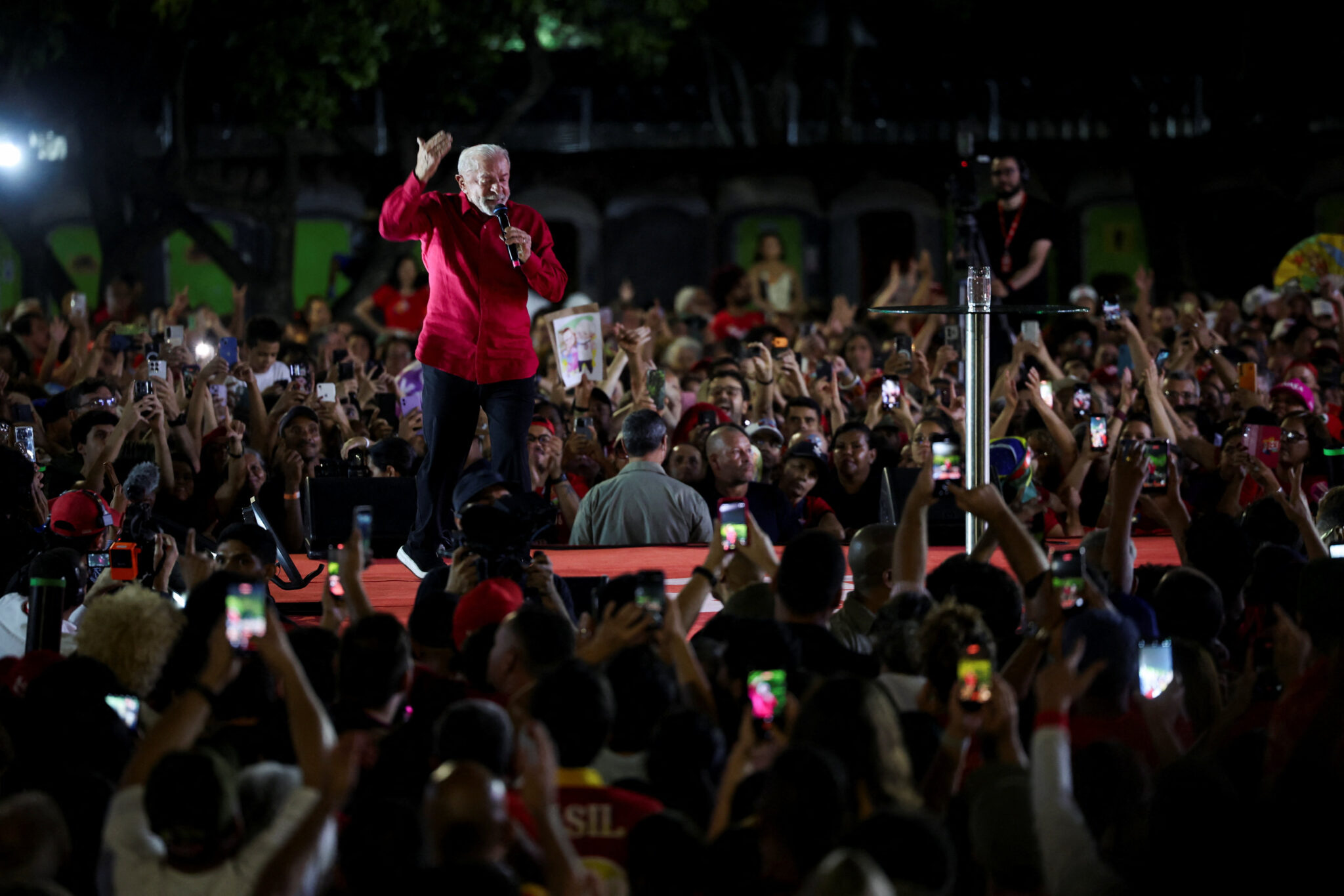 Brazil Poll Lula Leads First Round, Runoff Tied AtlasIntel