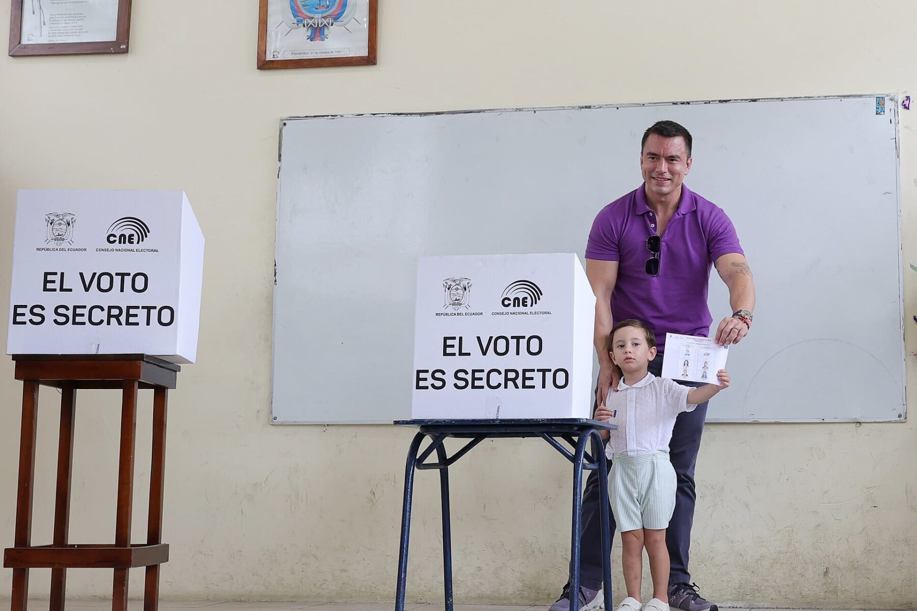 Ecuador's Noboa Balances Washington and Beijing