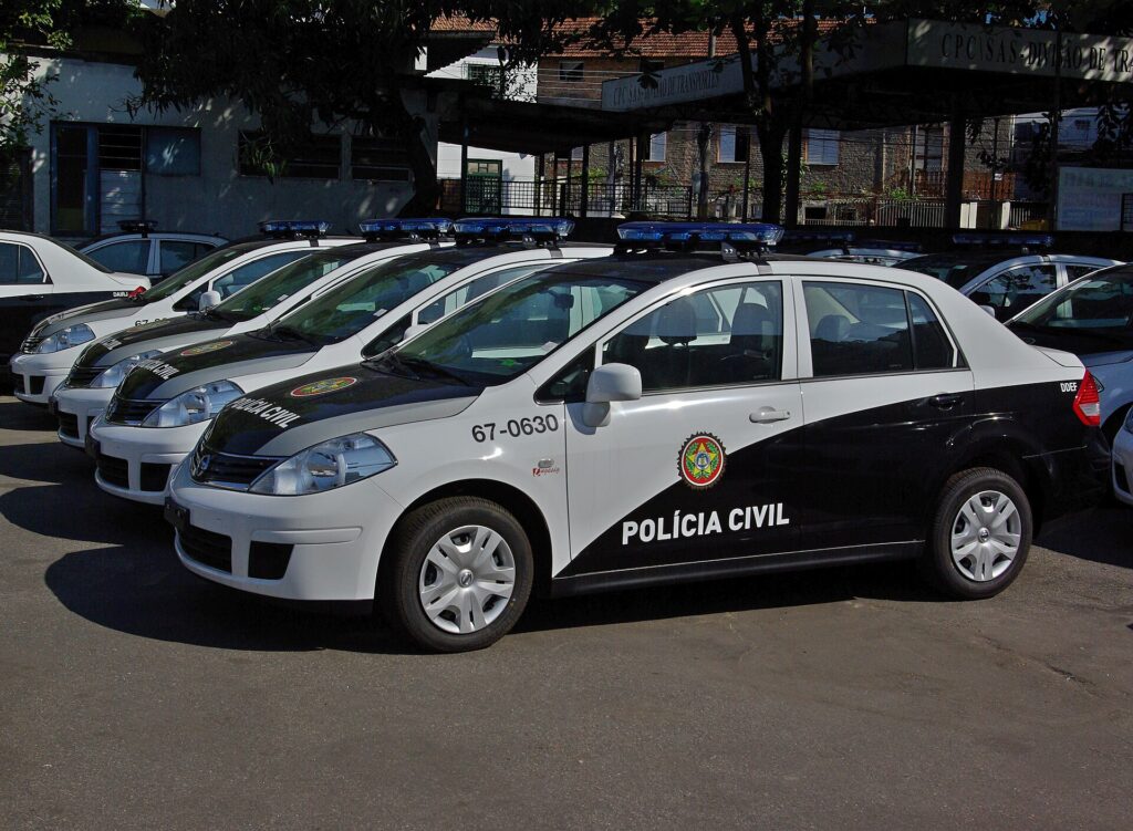 Polícia Civil patrol cars in Rio de Janeiro; policing quality varies widely by state and neighborhood in Brazil