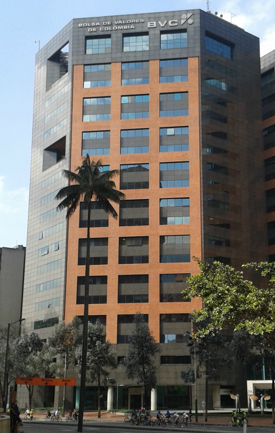 Colombia's stock exchange and the COLCAP.