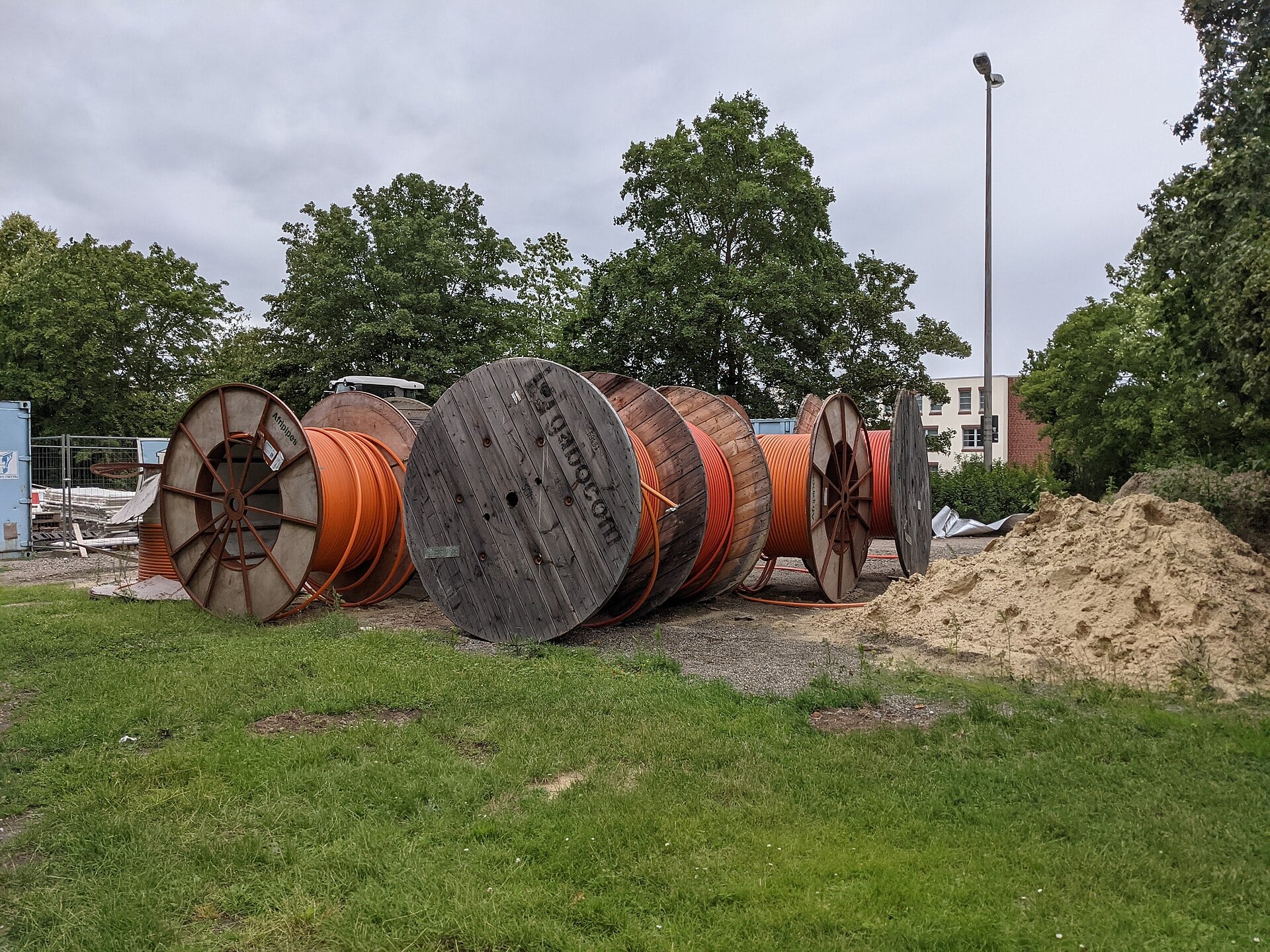 Fibre optic cable, the infrastructure Chad says it still needs thousands of kilometres of