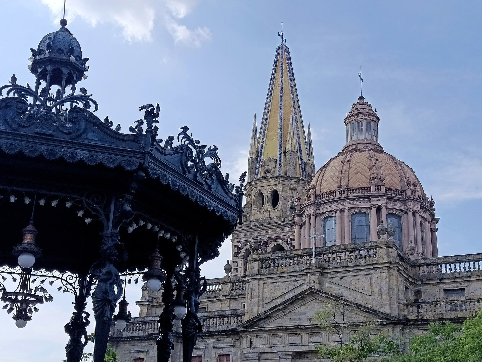 Guadalajara's cathedral, the heart of the Mexican city that celebrates Fiestas de Octubre through October 2026