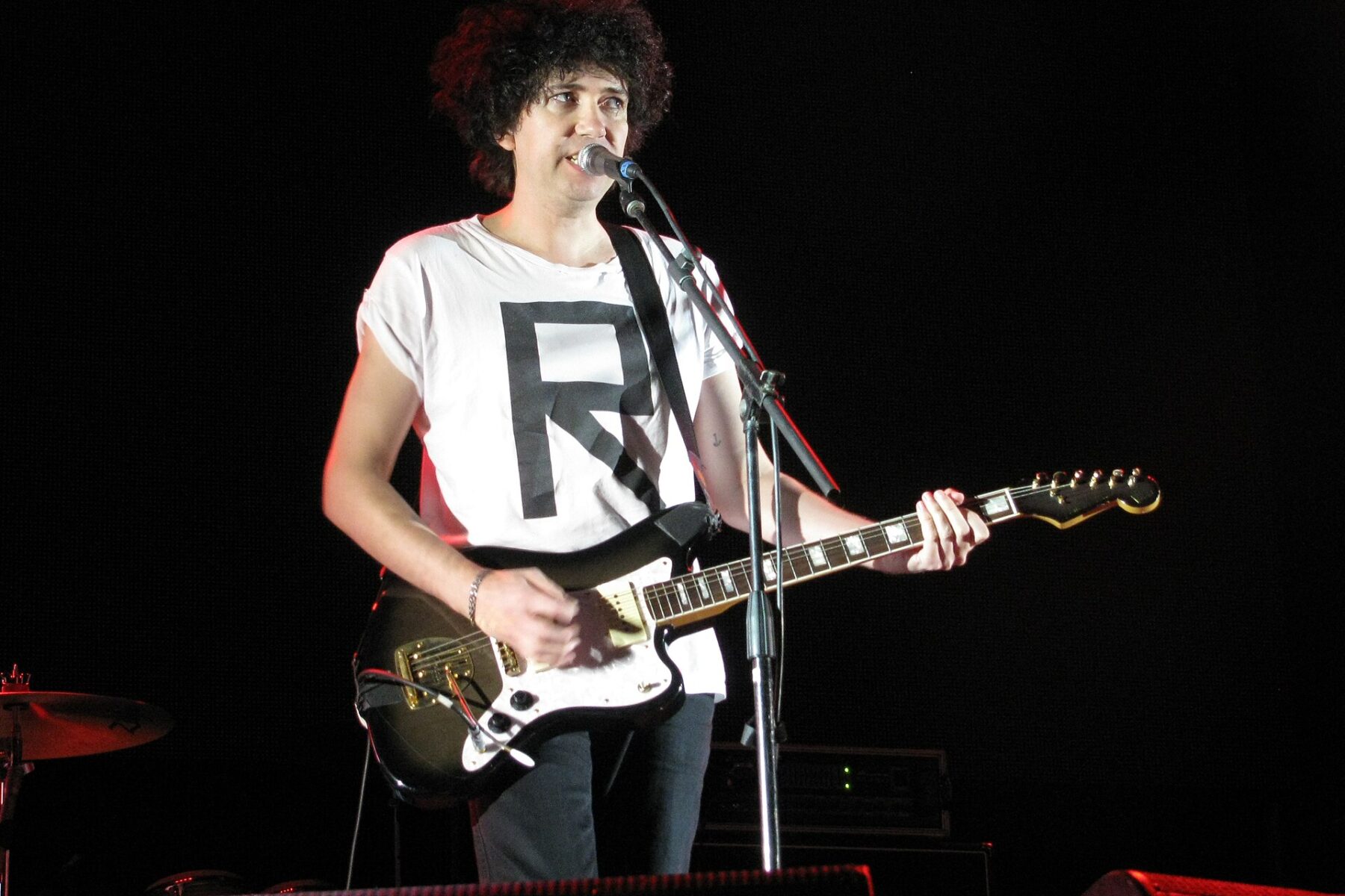A band on the Fauna Primavera stage in Santiago, Chile, where the 2026 edition runs November 26 to 28