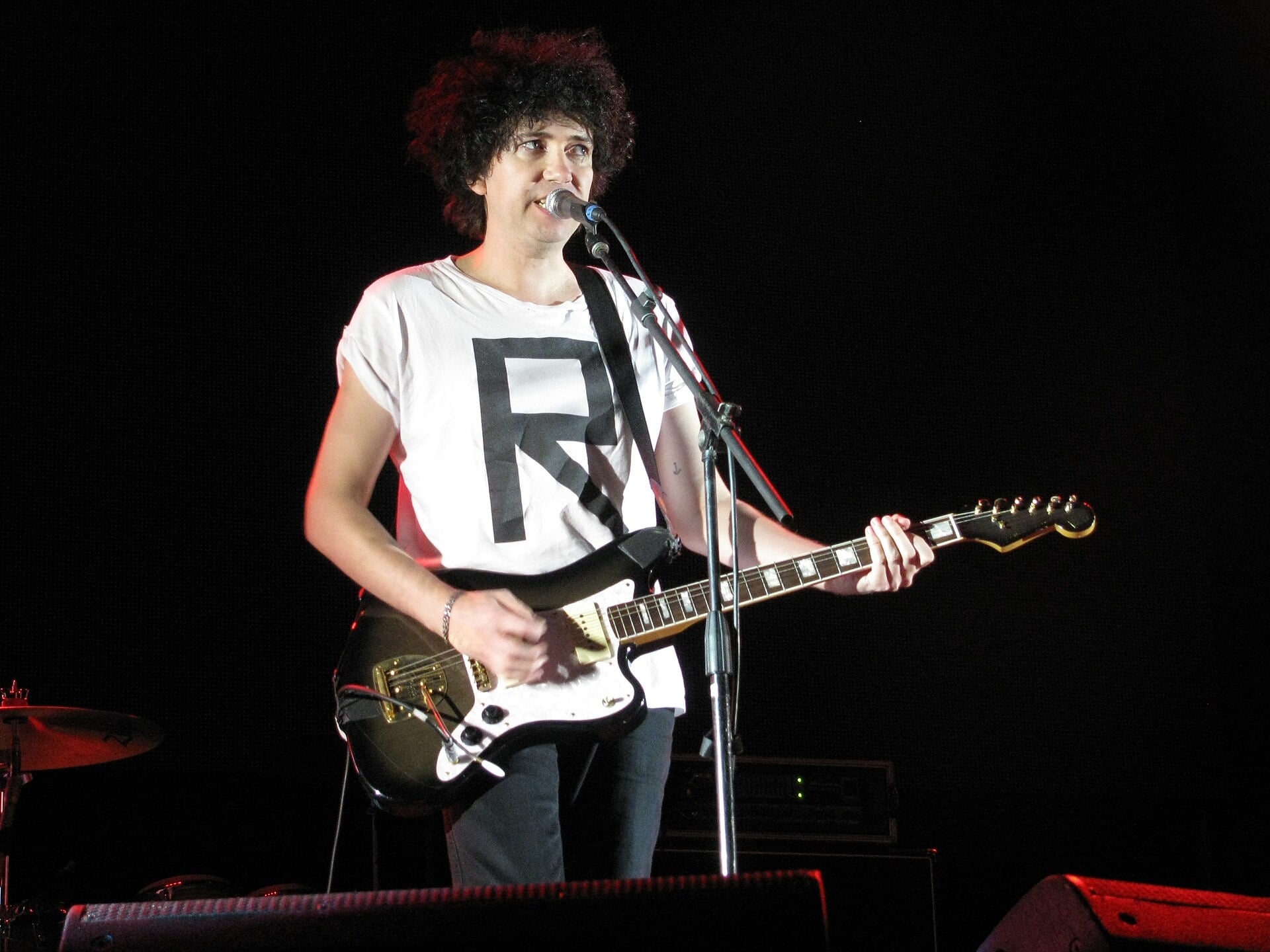 A band on the Fauna Primavera stage in Santiago, Chile, where the 2026 edition runs November 26 to 28