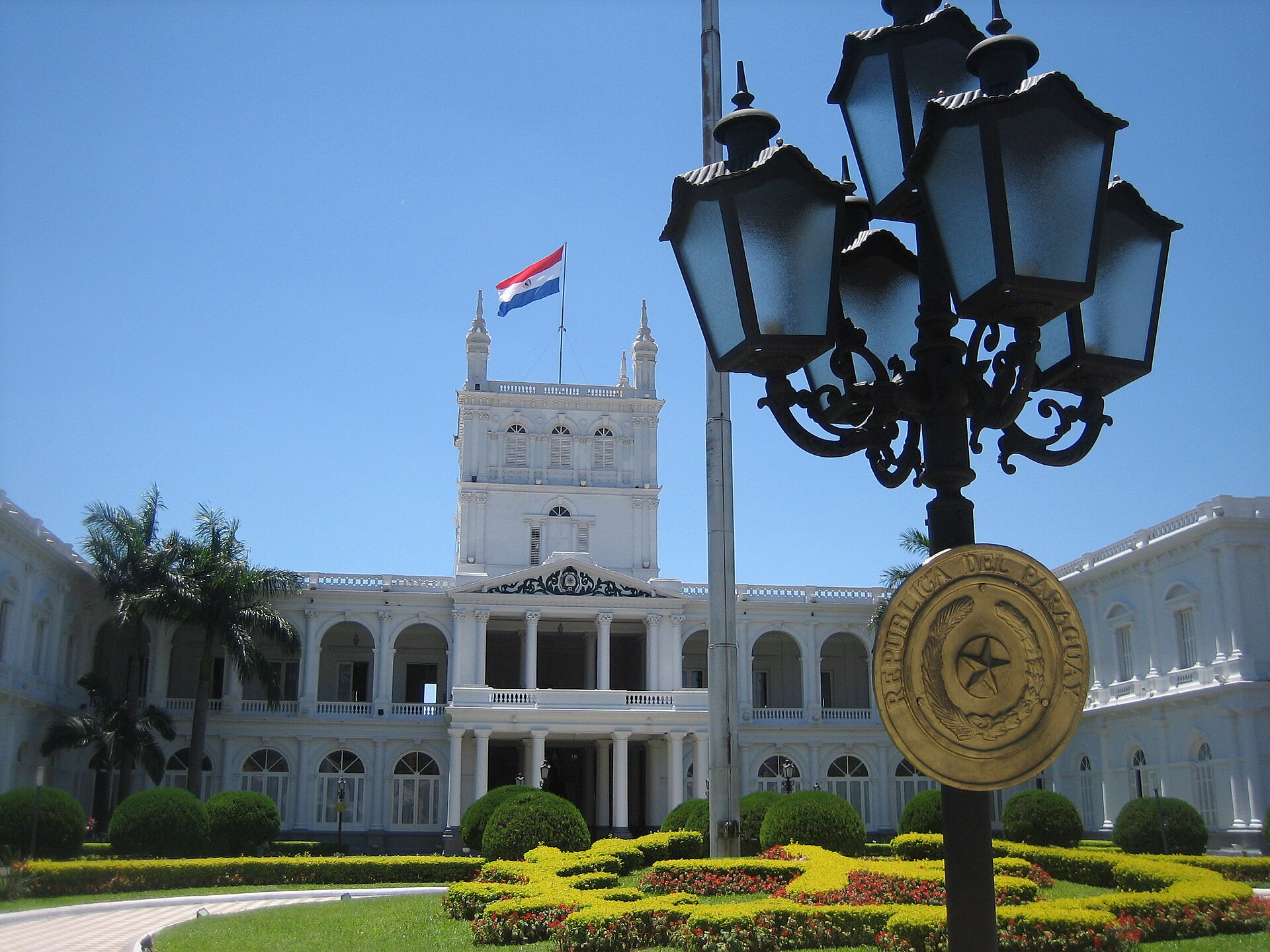 The Palacio de los Lopez in Asuncion, Paraguay, the city where Marco Antonio Solis plays the Jockey Club on 31 October 2026
