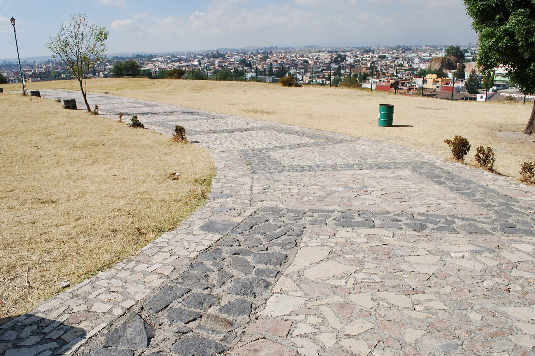 The hilltop church above the great pyramid of Cholula, Puebla, the town that hosts Tecate Comuna on 28 November 2026