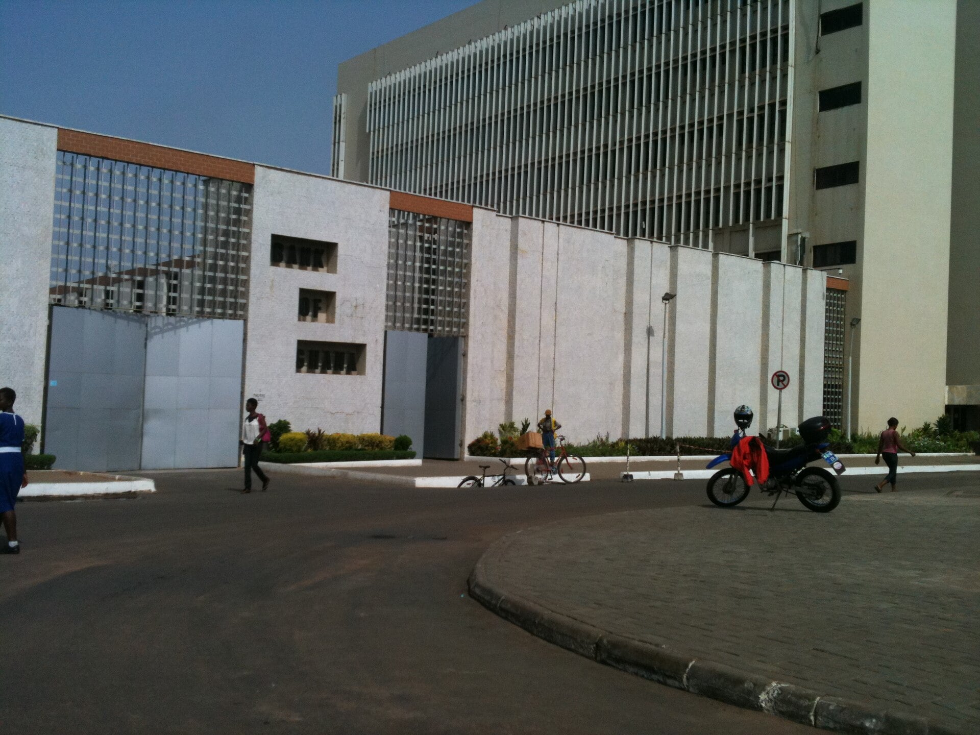 The Bank of Ghana headquarters on High Street in Accra