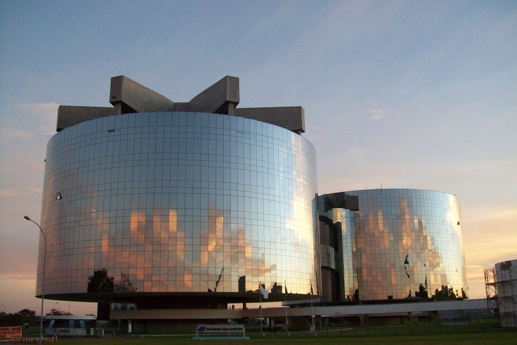 The mirrored twin towers of Brazil's Prosecutor-General's Office in Brasília at dusk