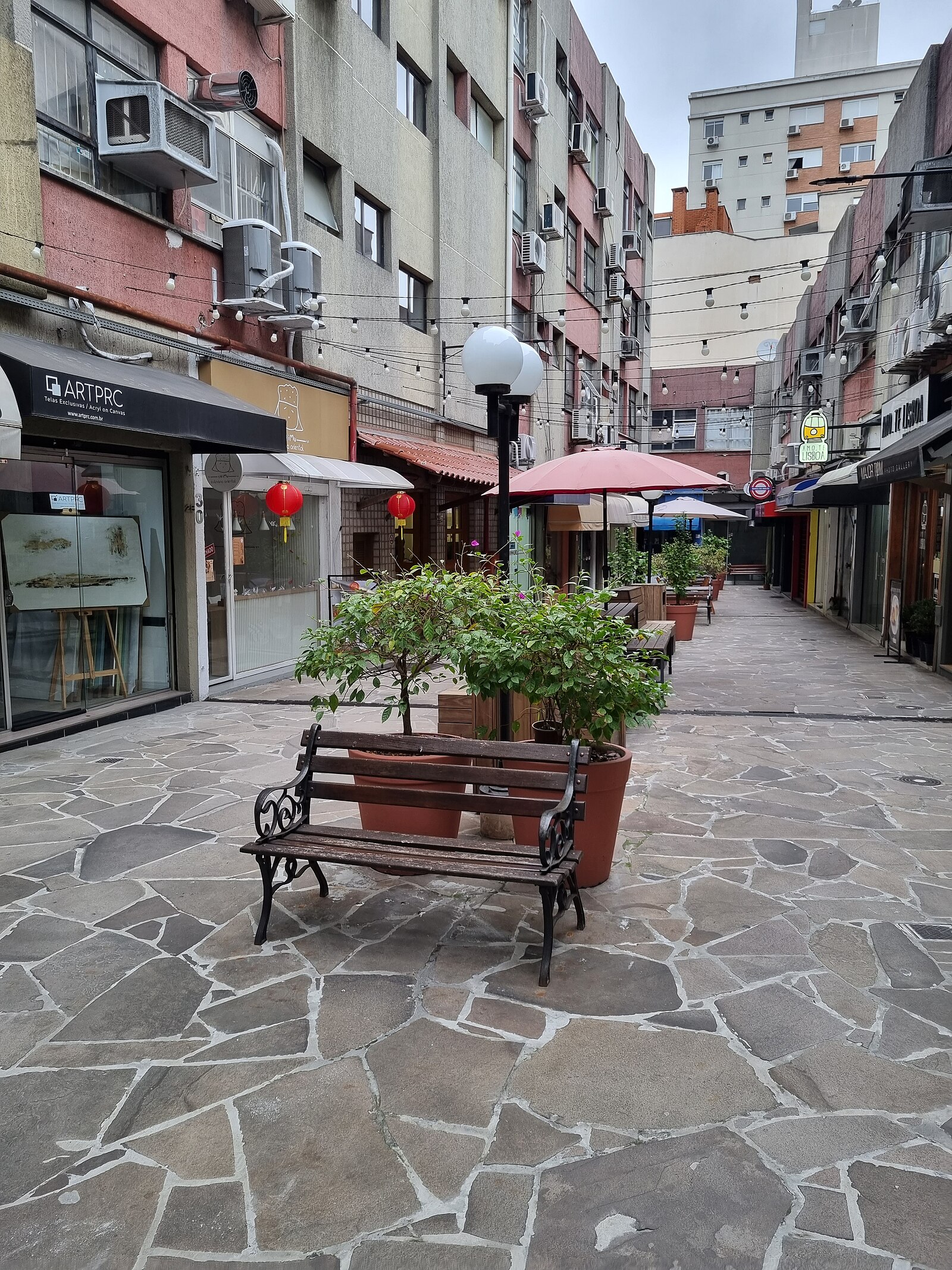 Moinhos de Vento neighbourhood Porto Alegre expats