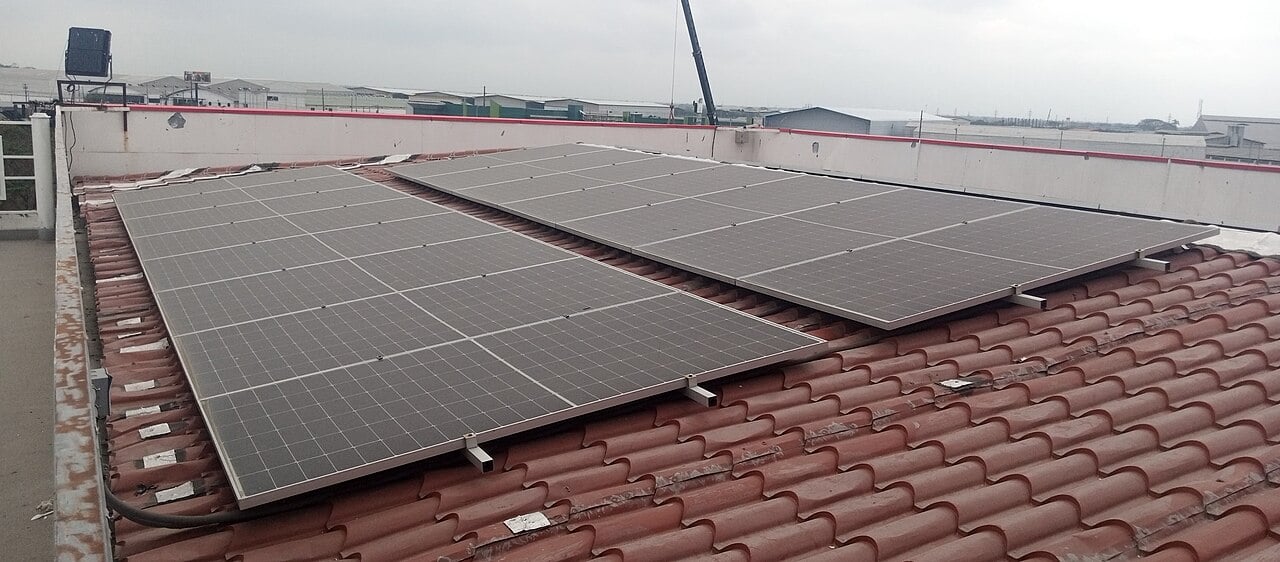 Ecuador China Energy Talks Focus on Solar Power and Transmission Lines