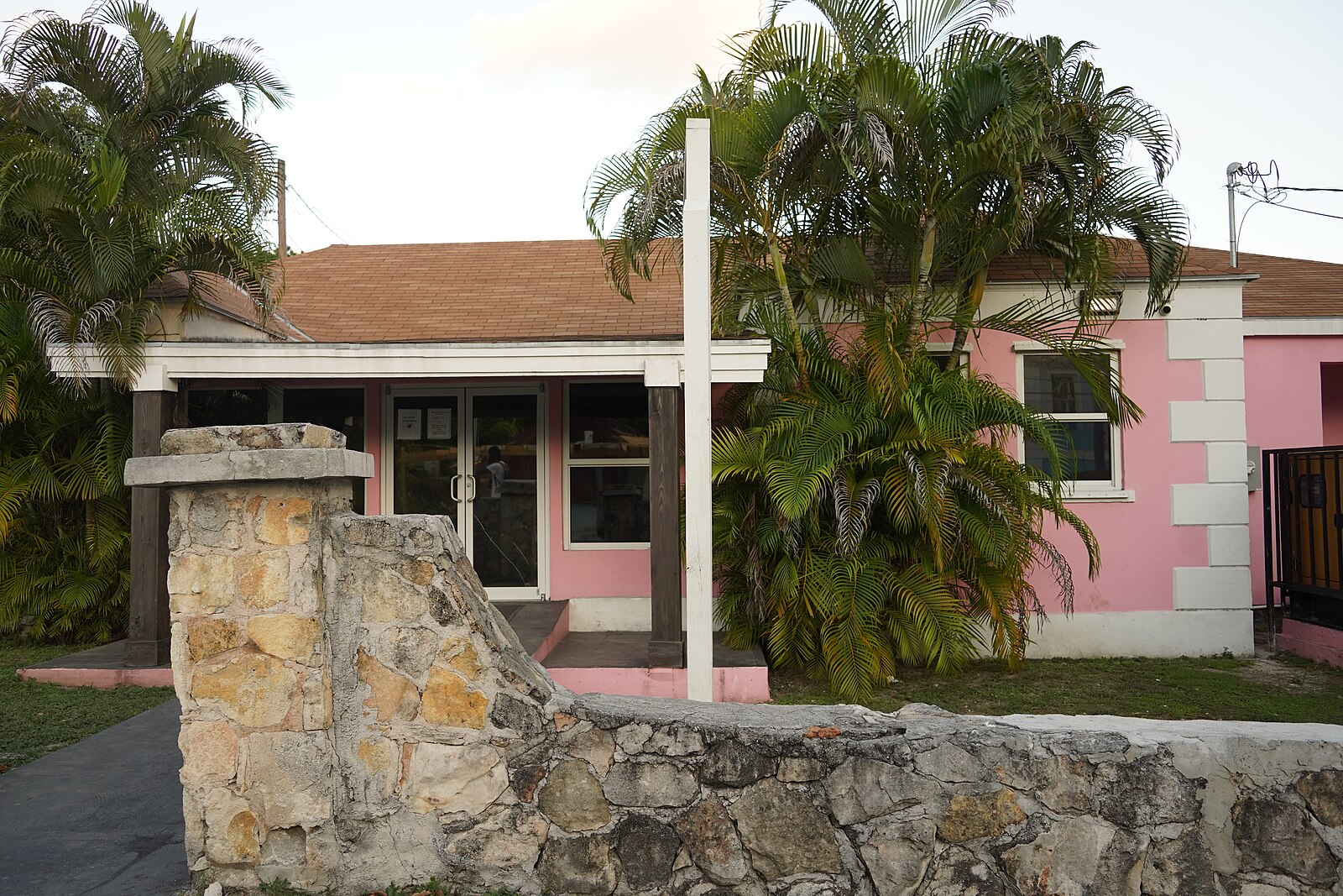 Baillou Hill Road clinic Nassau Bahamas