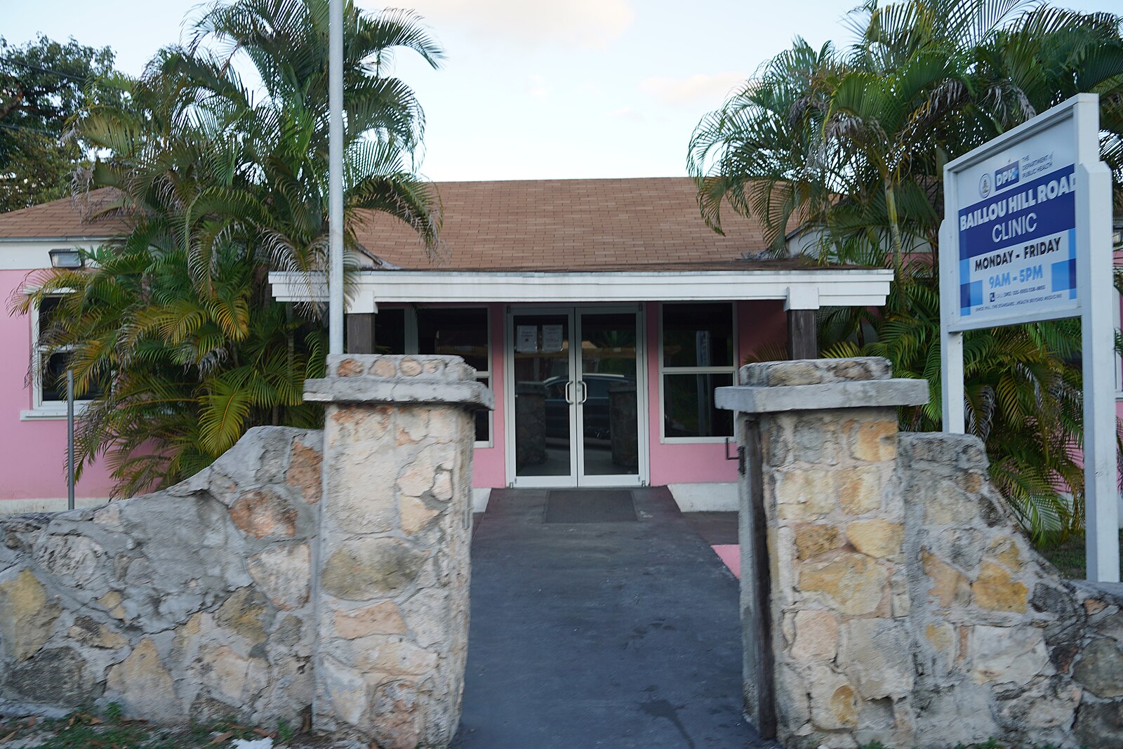 Nassau Bahamas health clinic entrance