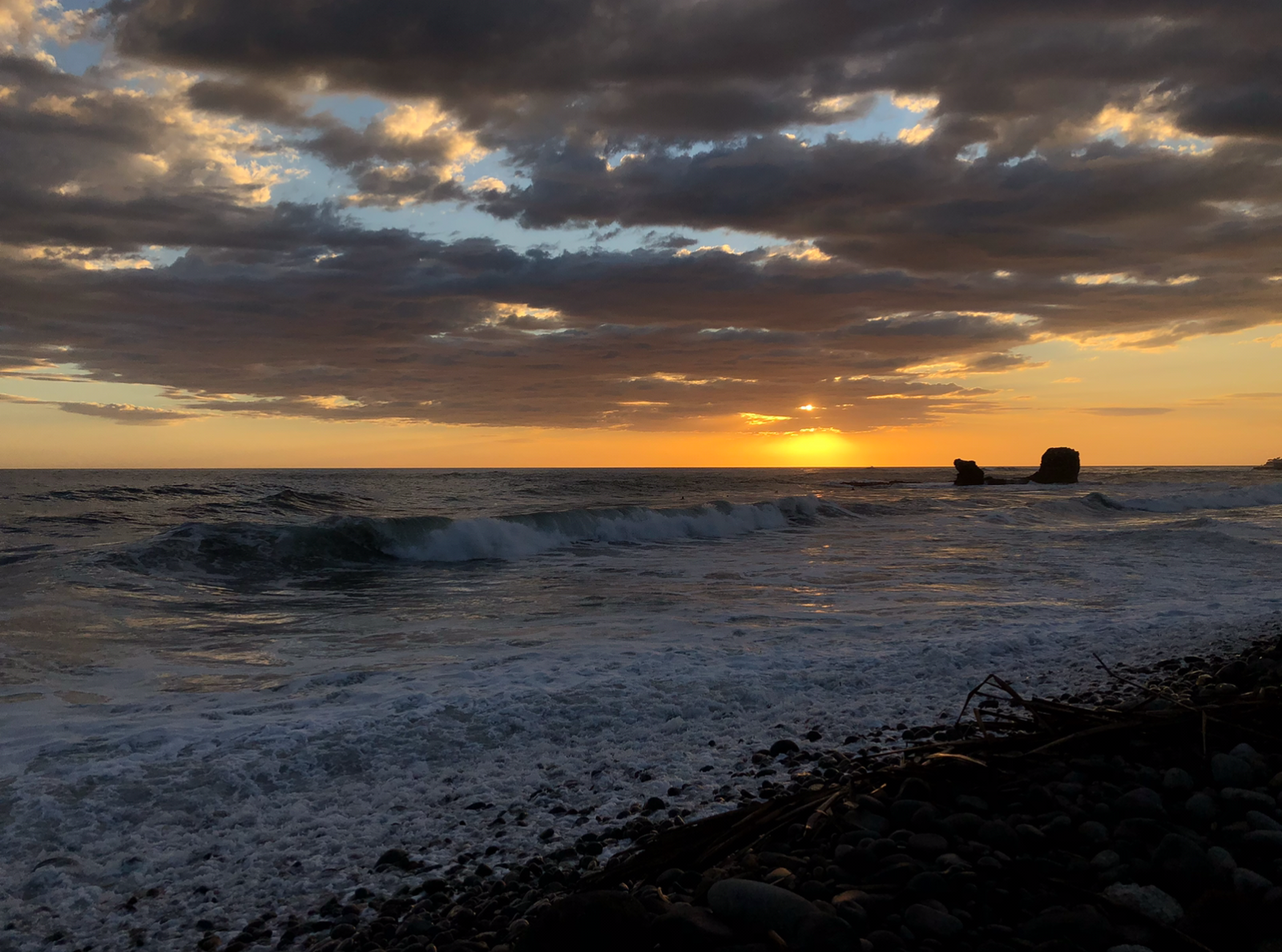 El Tunco beach El Salvador surf coast