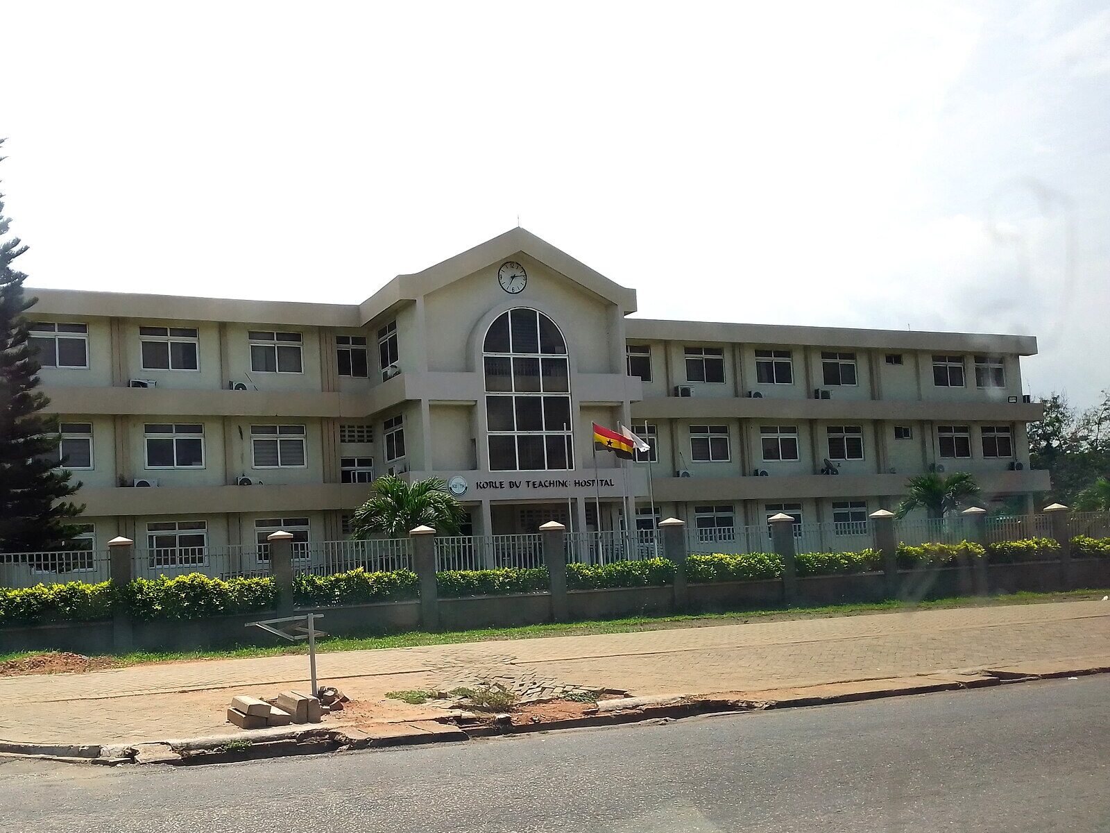 healthcare ghana expats 2026 accra hospitals