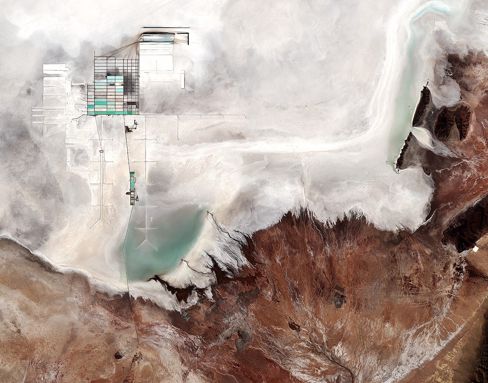 Salar de Uyuni lithium evaporation ponds Bolivia satellite