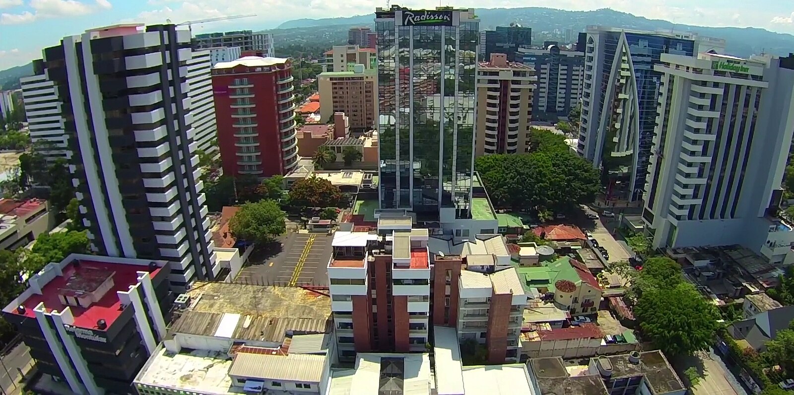 Guatemala City zona 10 apartment towers