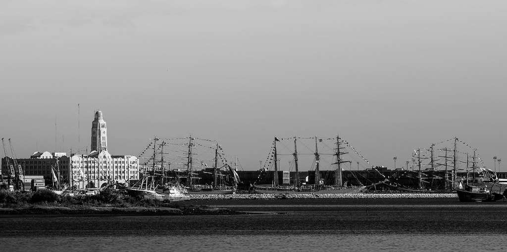 Ships and cranes at the Port of Montevideo, gateway for Uruguay trade with India