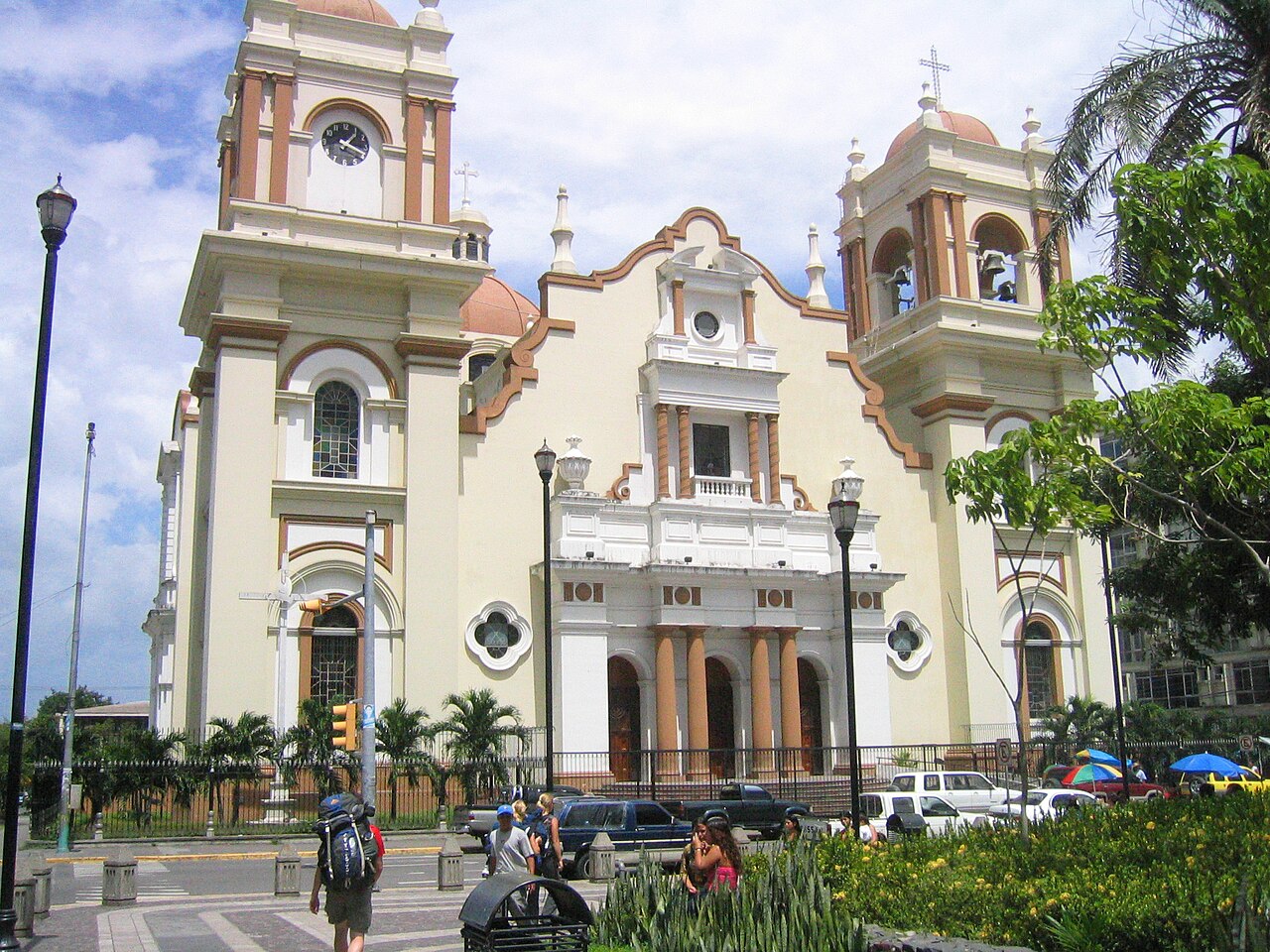 Investing in Honduras 2026 — the cathedral and central square of San Pedro Sula