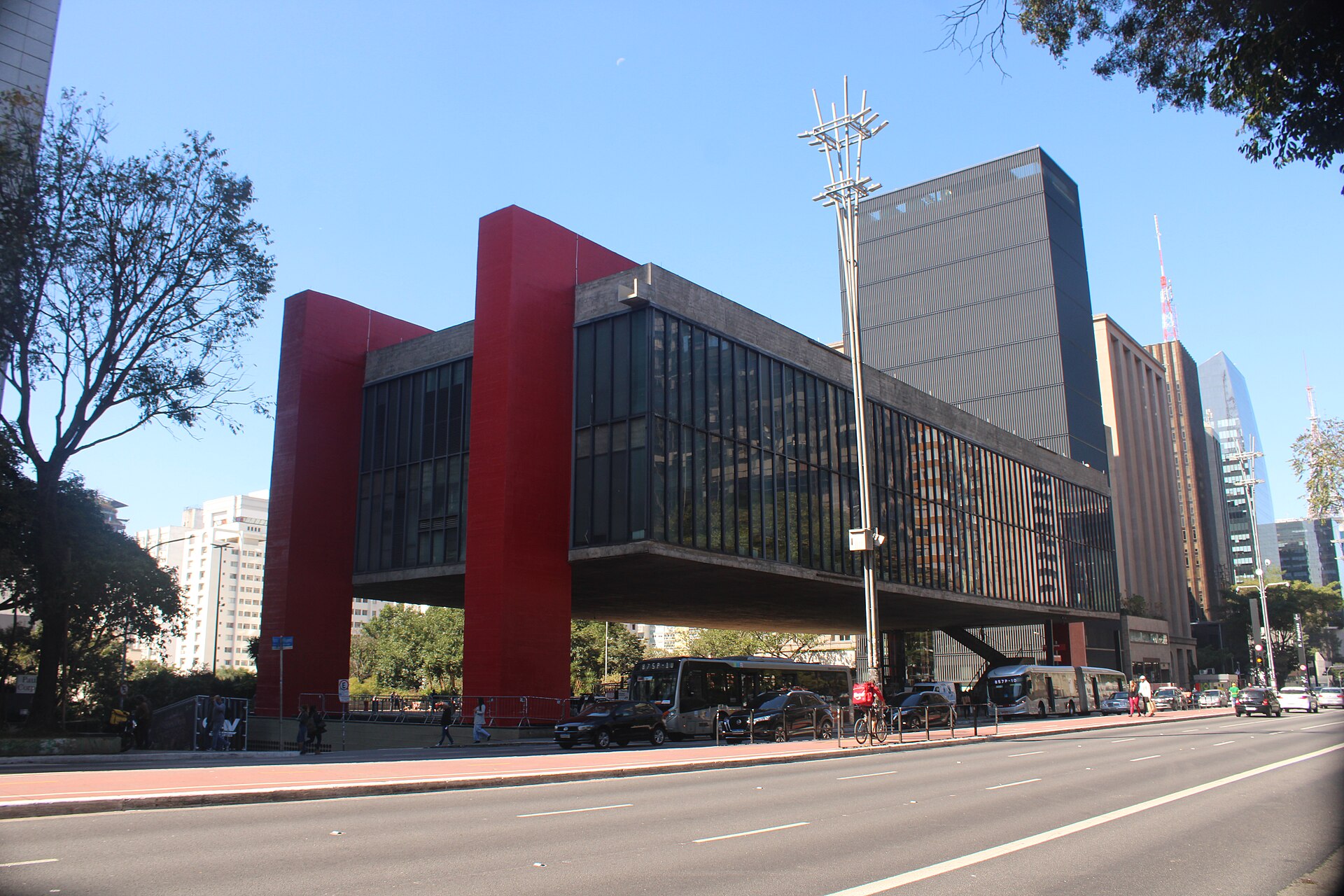 The Museu de Arte de São Paulo seen from Avenida Paulista.