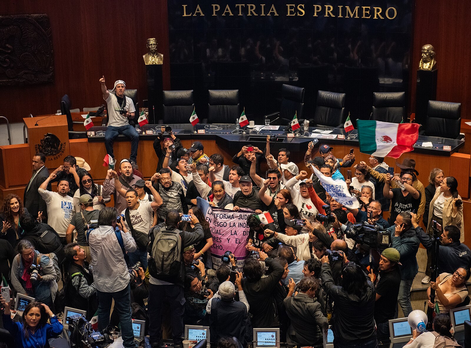 Mexico judicial reform protest inside the Senate chamber on 10 September 2024