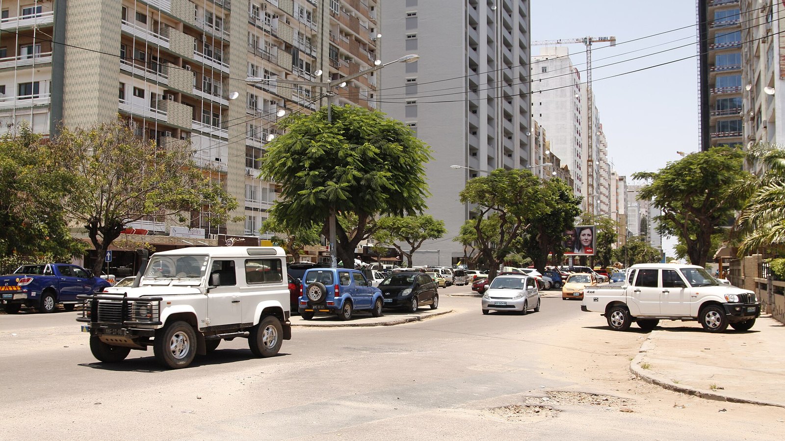 Mozambique explained 2026 — traffic on Avenida Julius Nyerere in Maputo