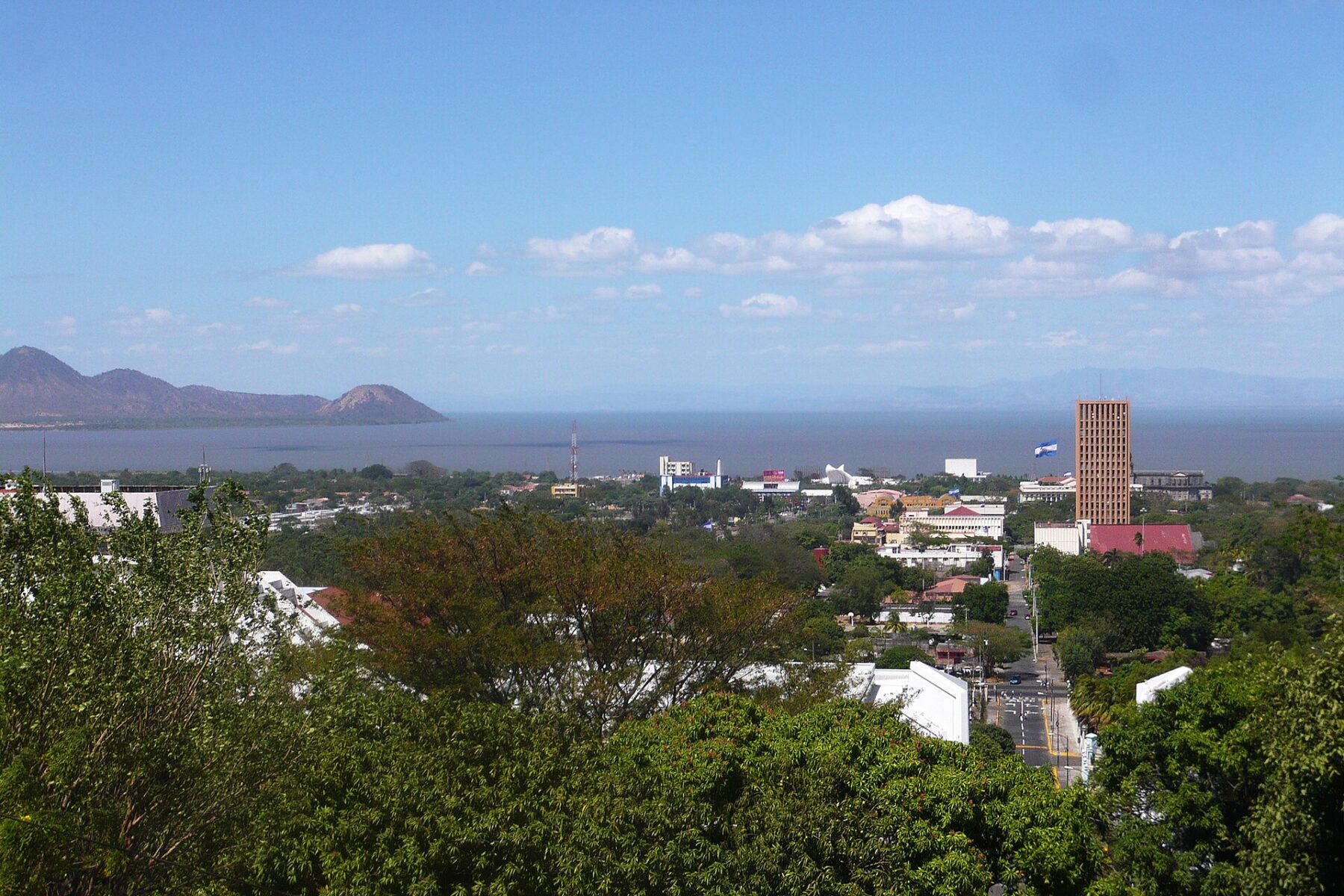 Nicaragua explained 2026 — Managua and Lake Managua seen from the Loma de Tiscapa