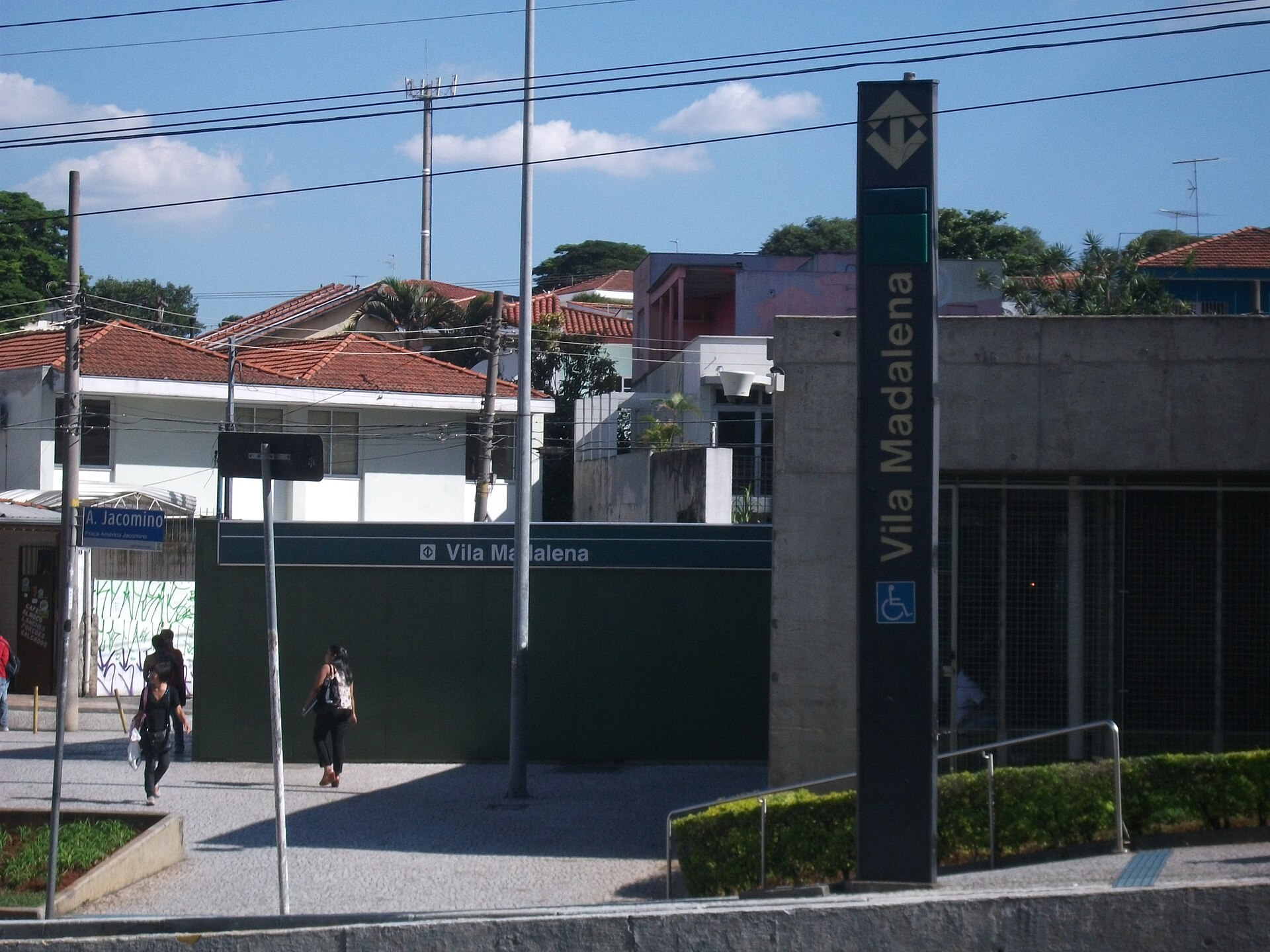 Vila Madalena station in São Paulo
