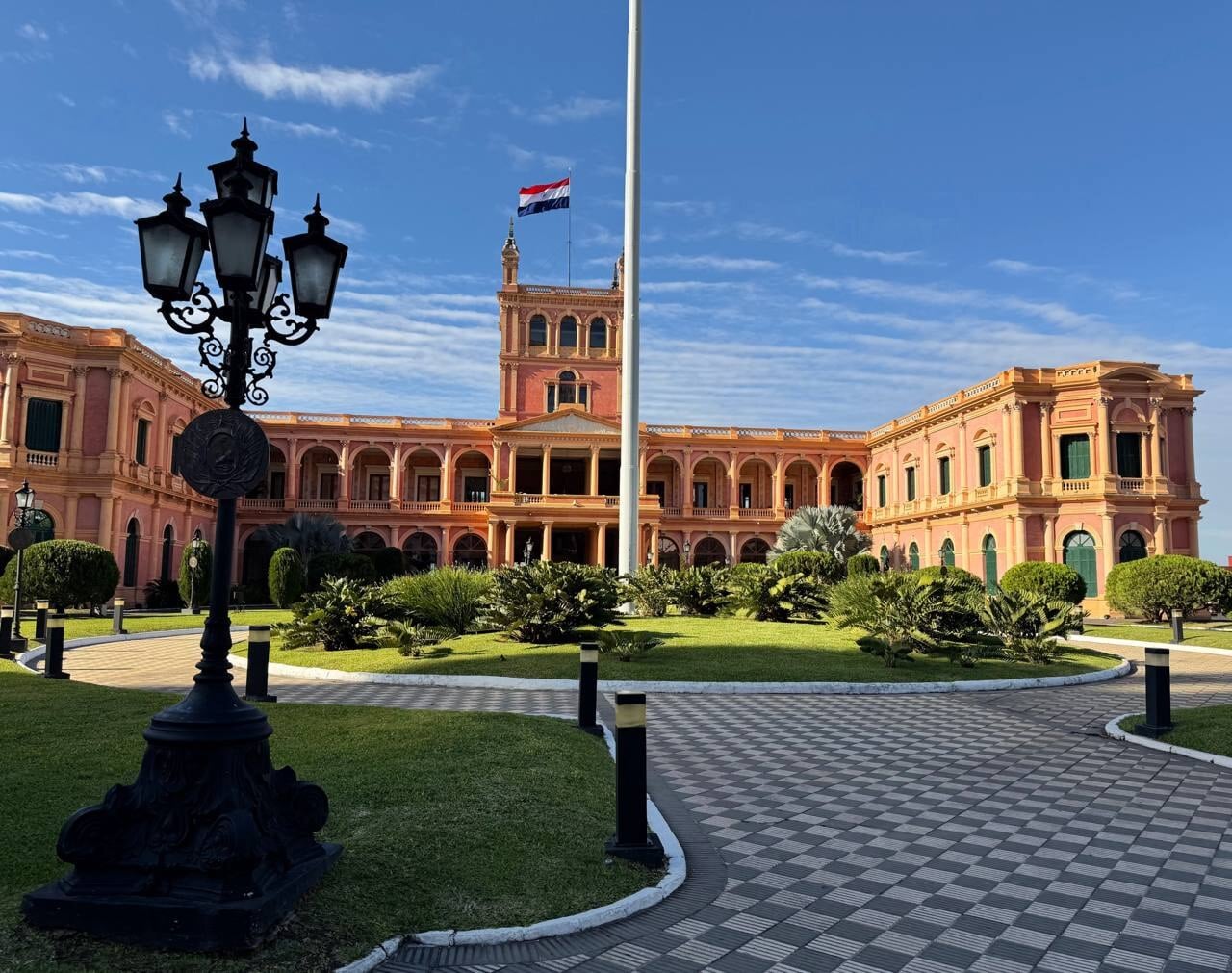 Paraguay explained 2026 — the Palacio de los López, seat of the presidency in Asunción