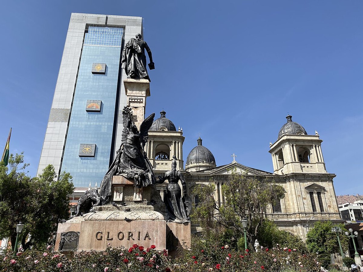 Plaza Murillo in La Paz with the Casa Grande del Pueblo tower