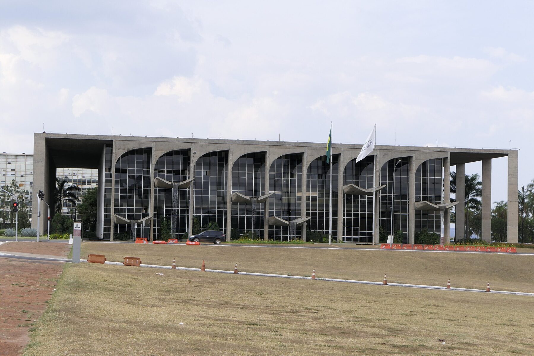Palácio da Justiça in Brasília, Justice Ministry that grants residency in Brazil