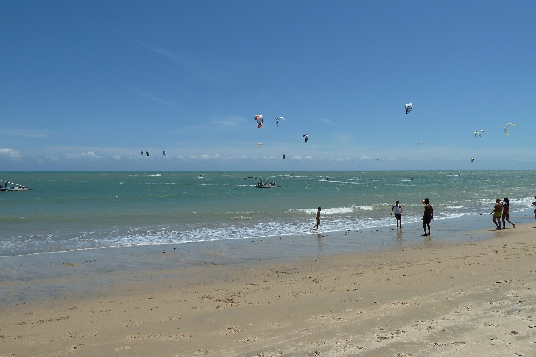 Kitesurfers over Cumbuco beach in Caucaia, Ceará, Brazil, host of the Réveillon Saudade New Year event in December 2026