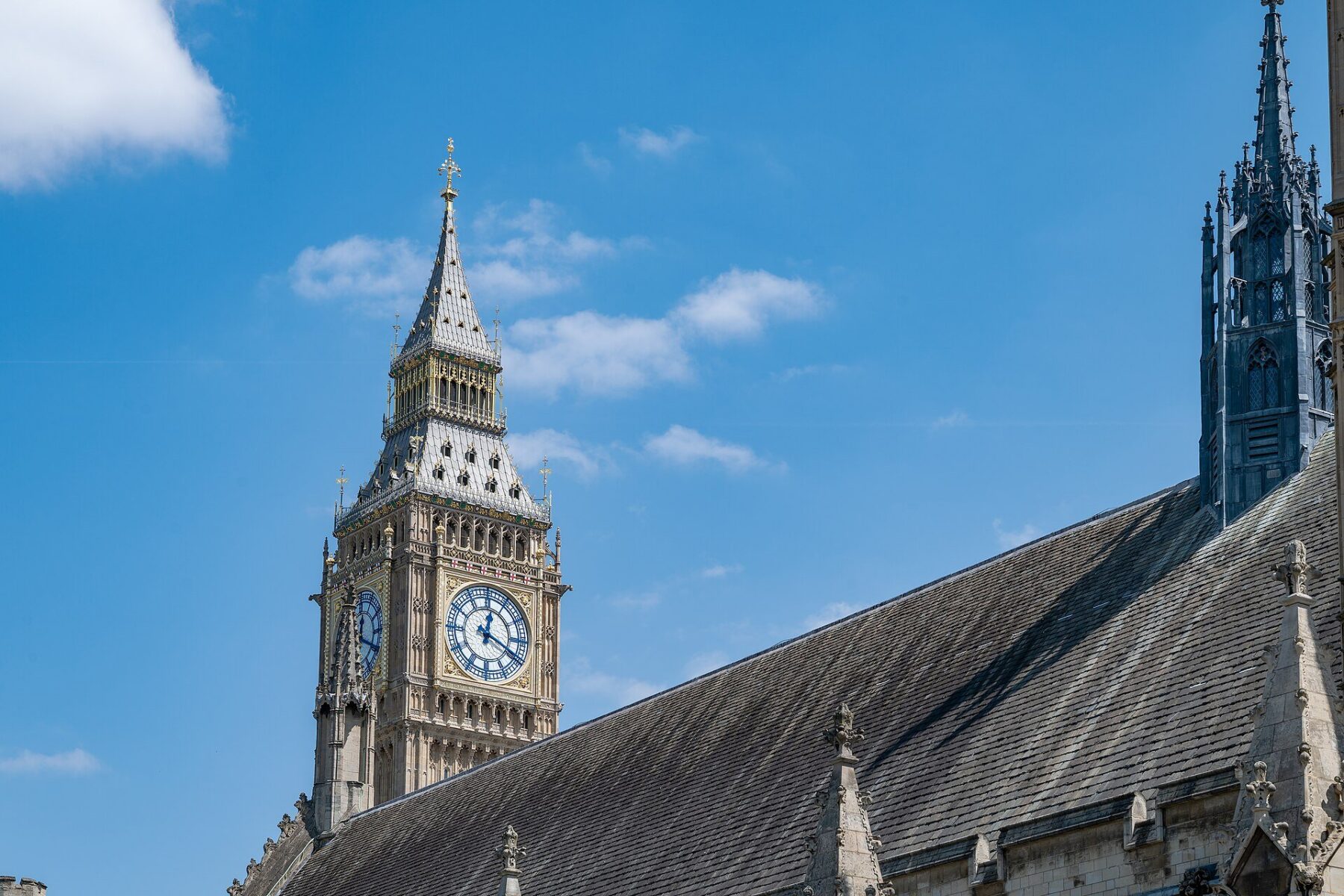 overseas voters - the Elizabeth Tower at the Palace of Westminster