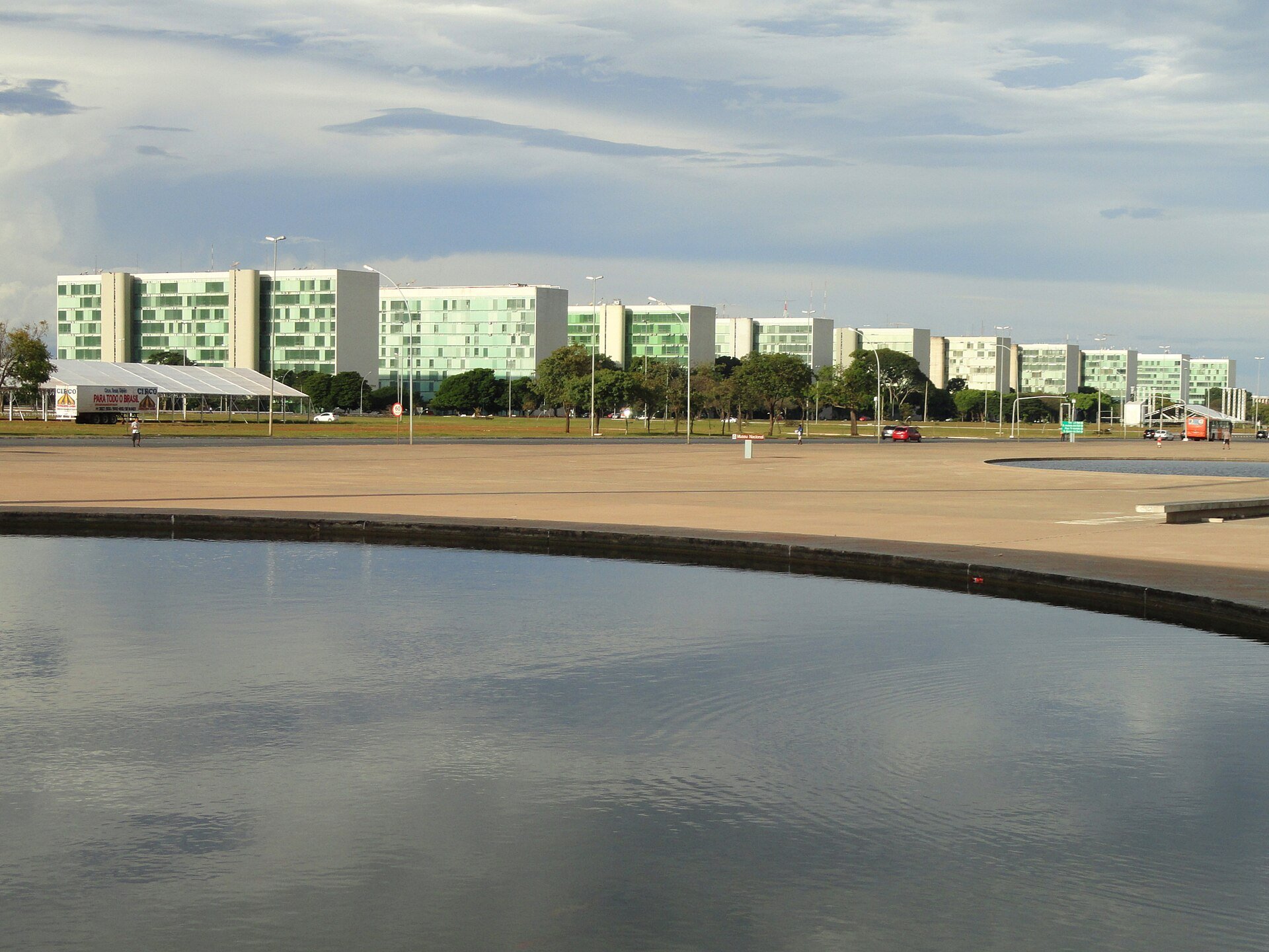 betting - the Esplanada dos Ministérios in Brasília