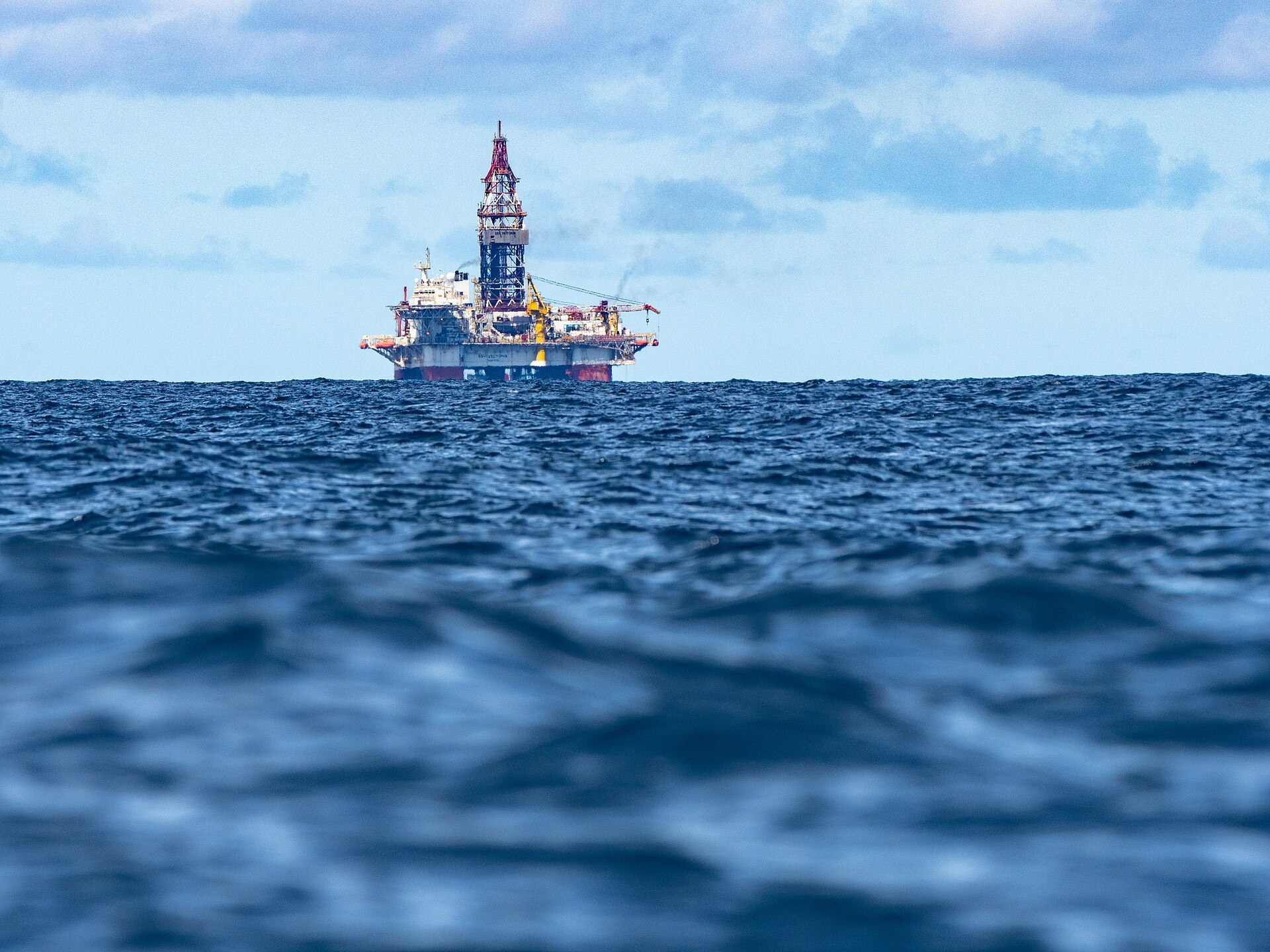 Brazil oil export tax — a drilling rig in the Campos oil field off Brazil
