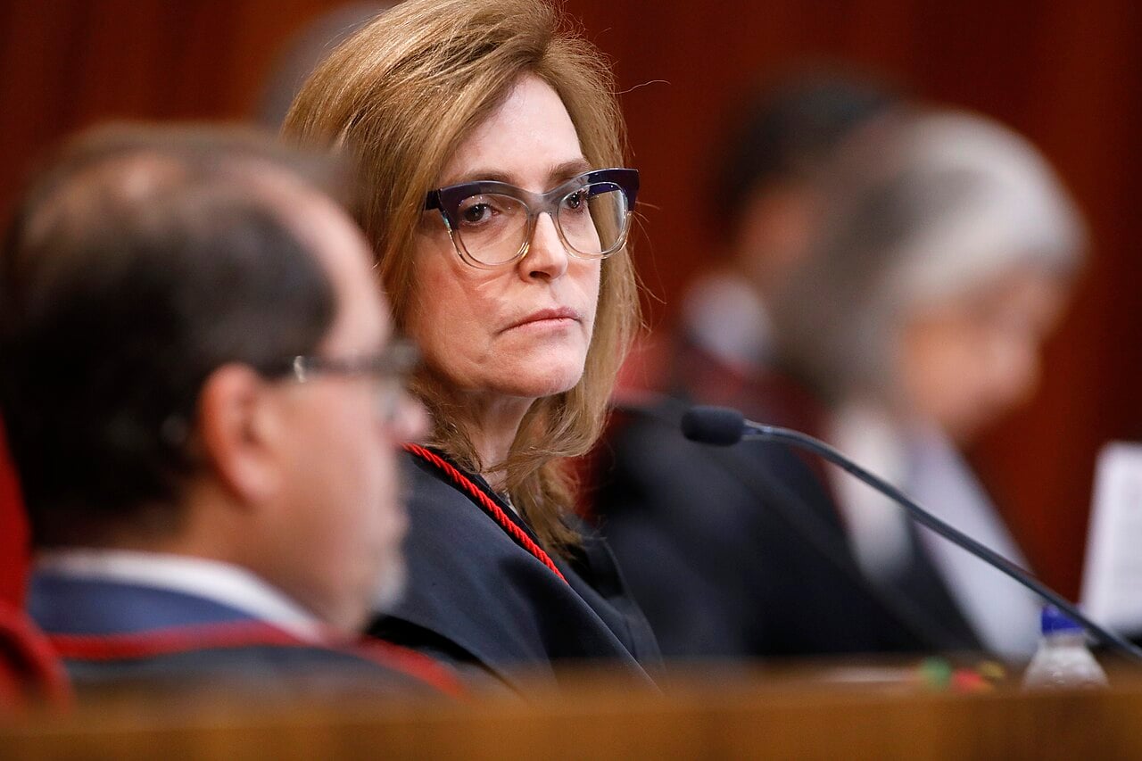 A justice during a plenary session of Brazil’s Superior Electoral Court in Brasília (Photo: TSE, public domain)