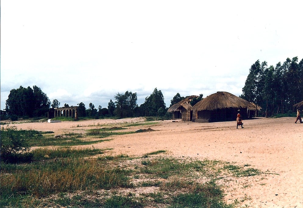 Malawi cash transfer - traditional thatched houses at Nkhotakota on Lake Malawi