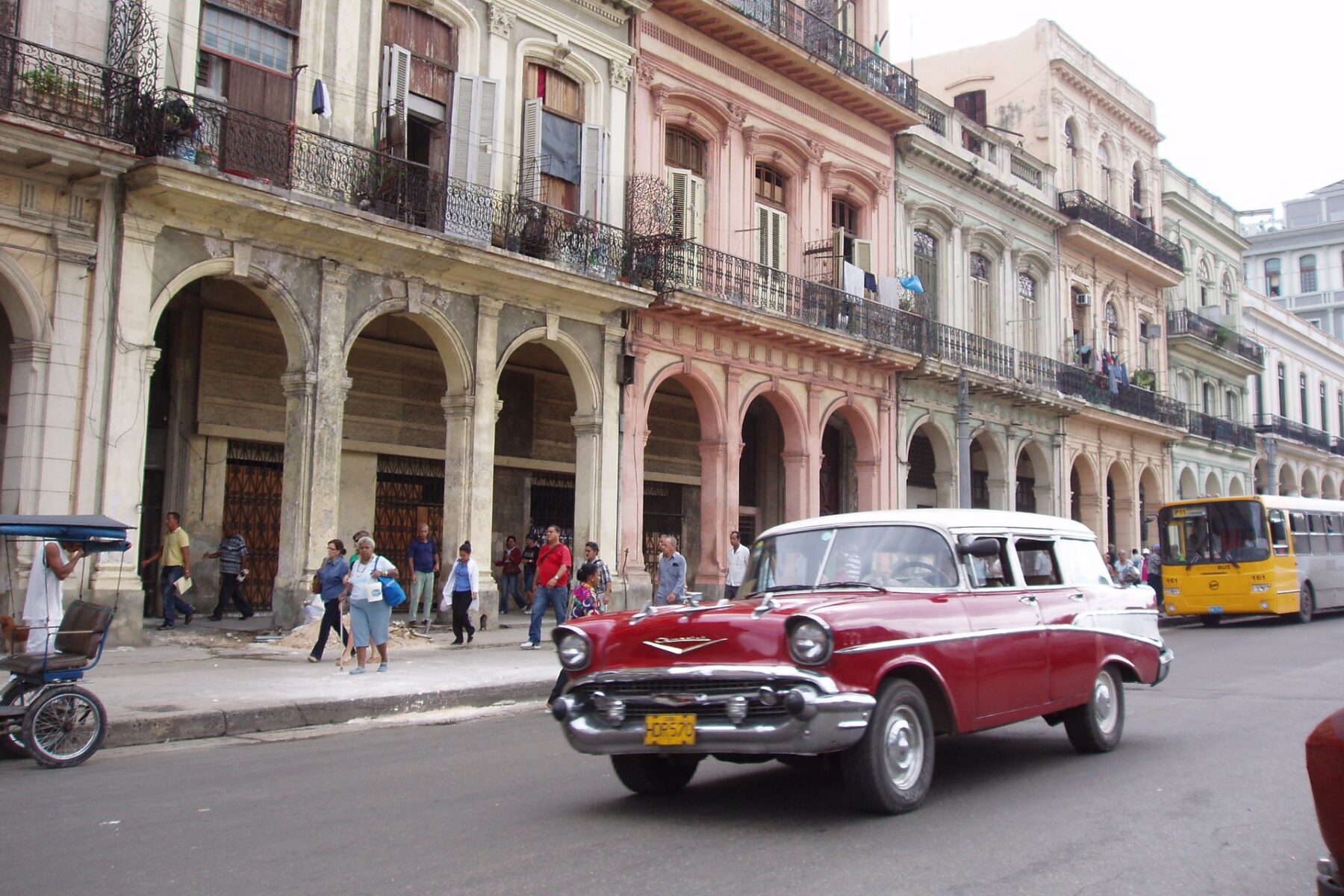 Street scene in Habana Vieja, Havana, Cuba