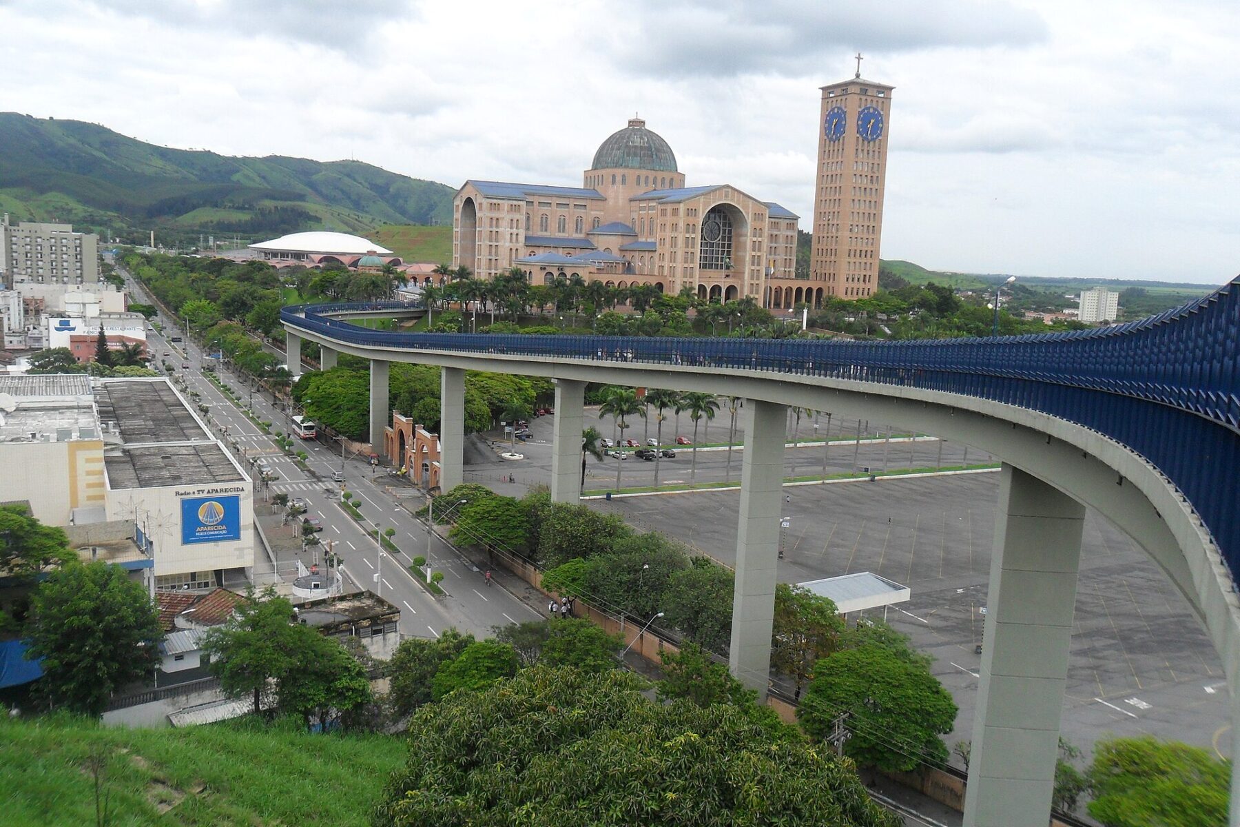 Basilica of the National Shrine of Our Lady of Aparecida seen from a hillside walkway in Aparecida, São Paulo state