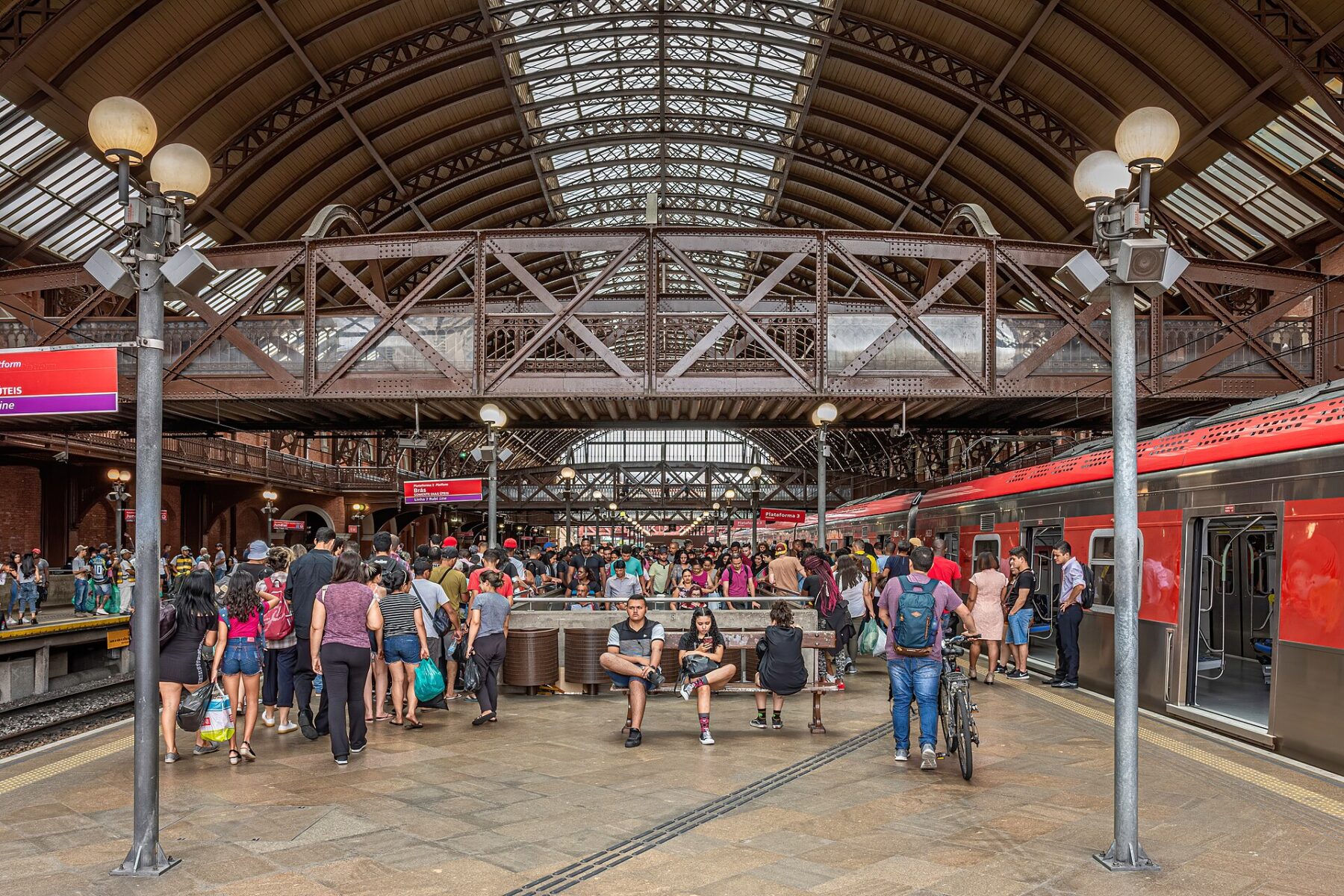 Platforms under the iron roof of Luz Station in São Paulo, home of the Museu da Língua Portuguesa